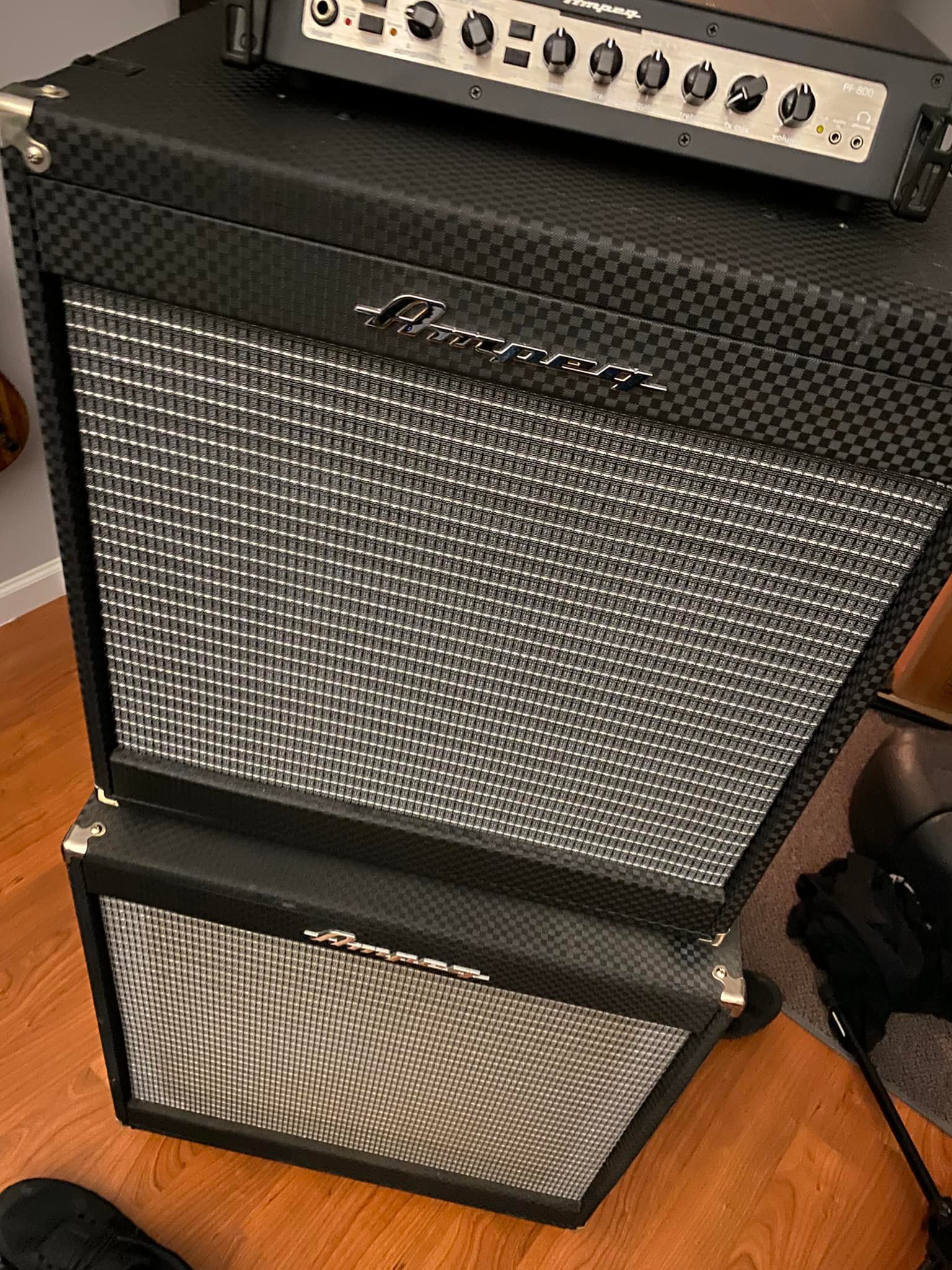 Any reason to avoid the Ampeg PF-800?
