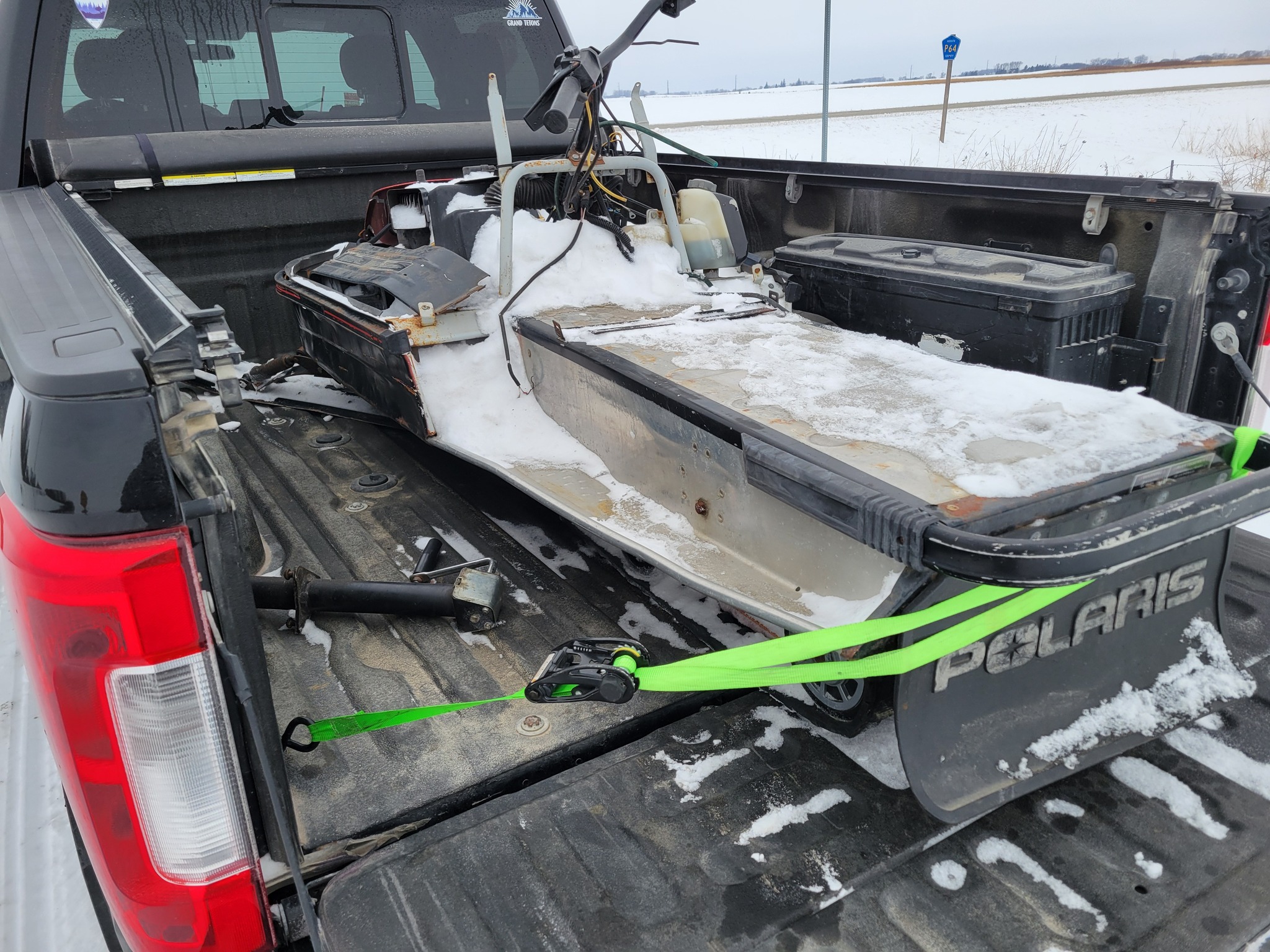 Looking for a parts sled and a 136 track for a zx chassis 1999 to