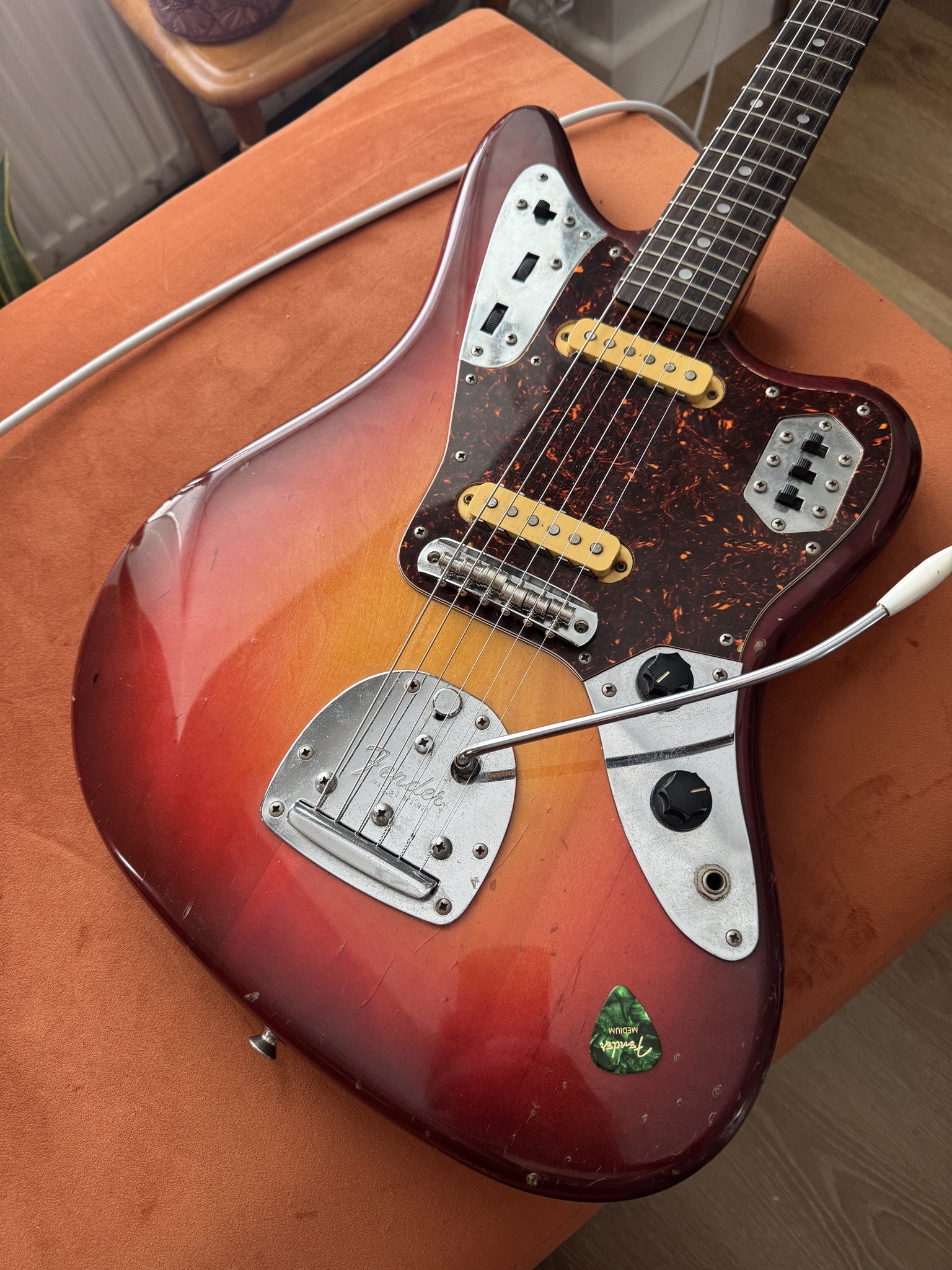 Fender MIJ Jaguar 改造あり Mustangブリッジ Fender American Professional bridge on Mij Jaguar