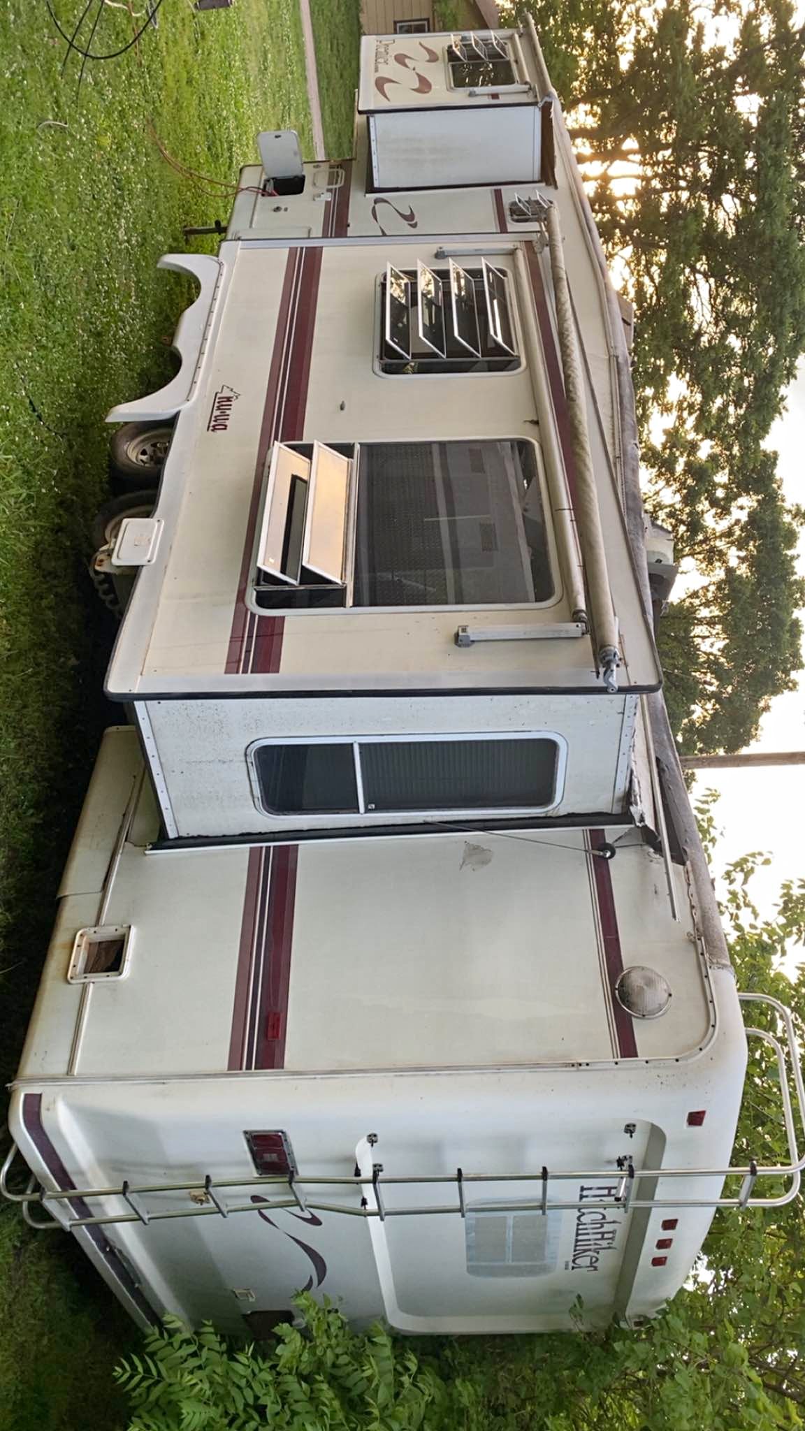 2004 Nuwa Hitchhiker Premier - RVs & Campers - Meriden, Kansas ...