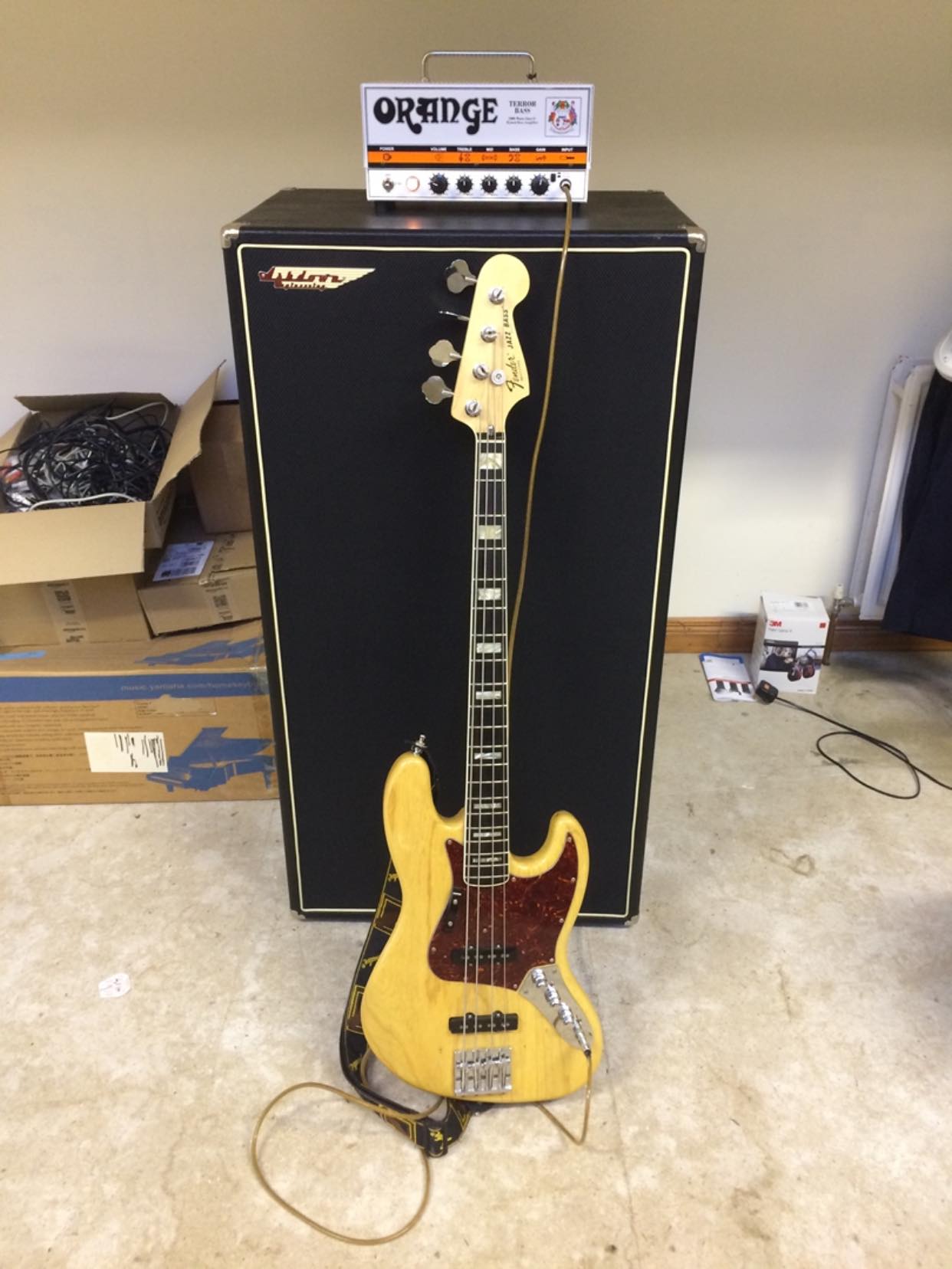 Orange Terror Bass 1000 stack review