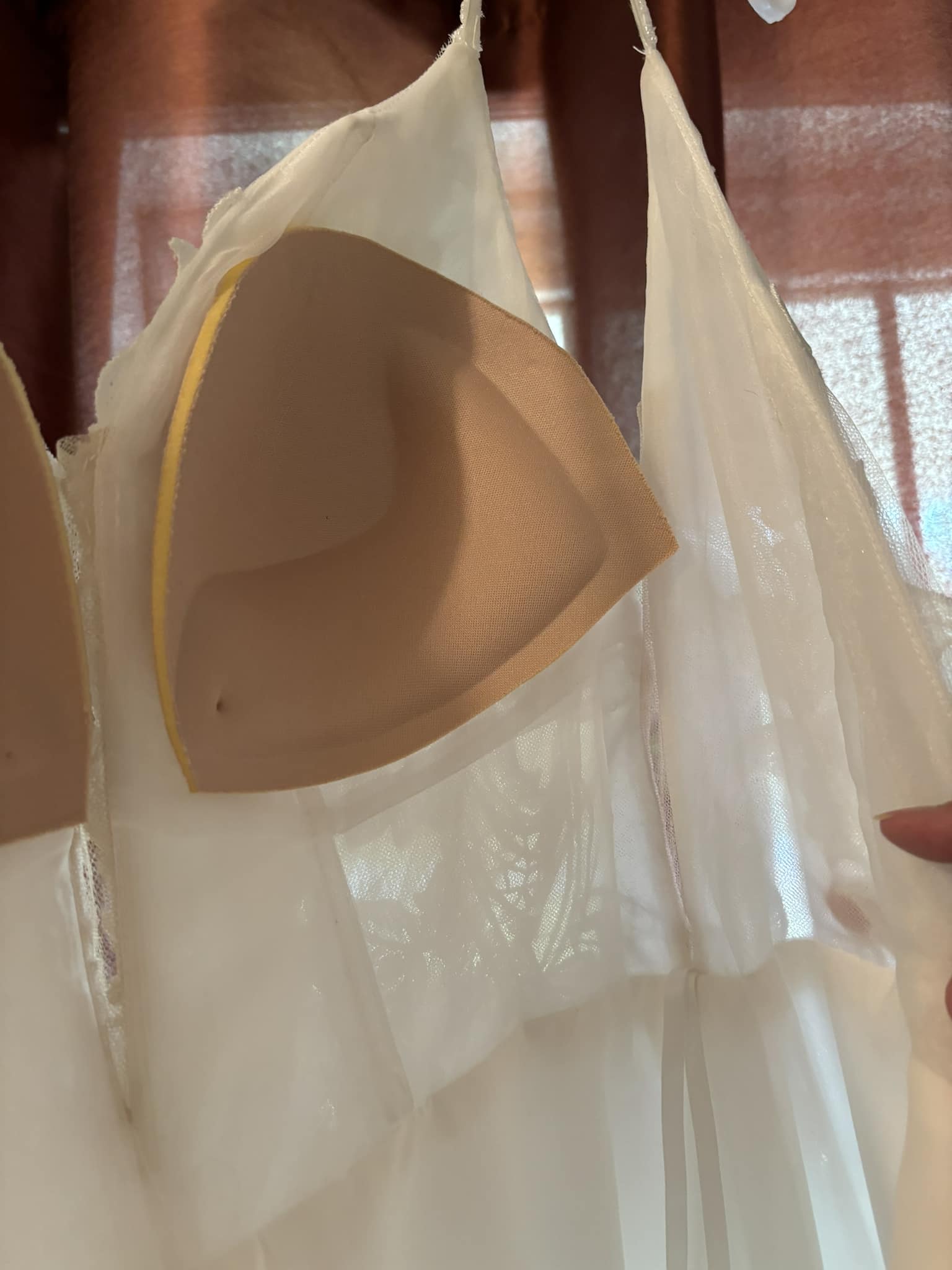 sew in bra cups for backless dresses Where to get bras or sewn into a wedding dress? Size:3XL Backless Dress Hair Ocassion_Formal Shelf bra