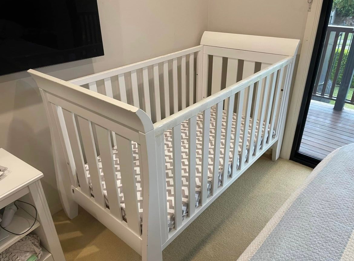 Free Boori Urbane sleigh cot giveaway in Narangba | Caboolture
