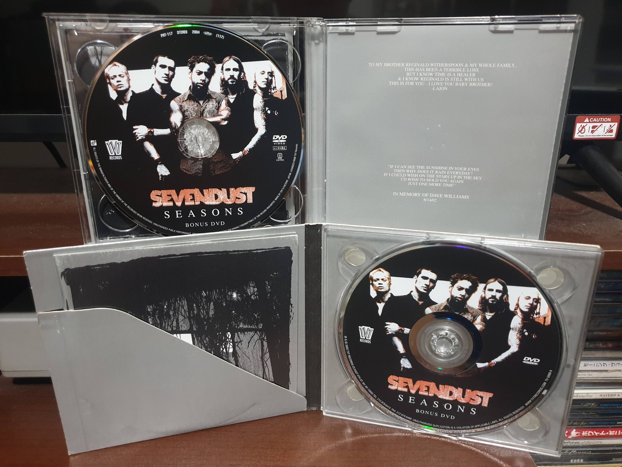 Love this album! 💿🤟