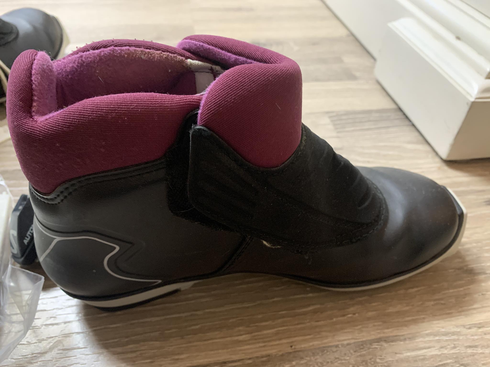 salomon cross country ski boots used rental ADULT TOURING PACKAGE country skier or simply looking to progress Salomon Men's X PRO R90