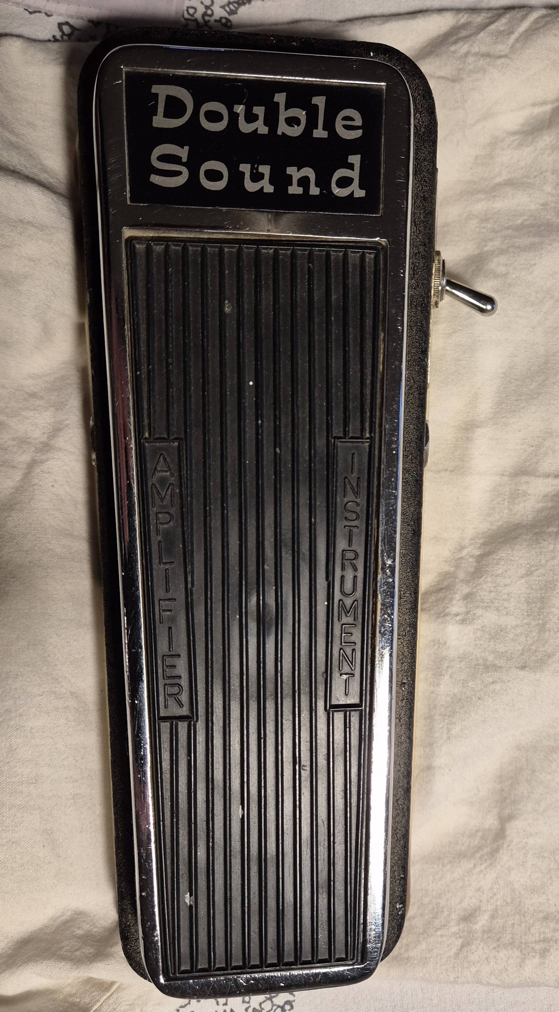 What is a Jen Super Double Sound Fuzz Wah pedal?