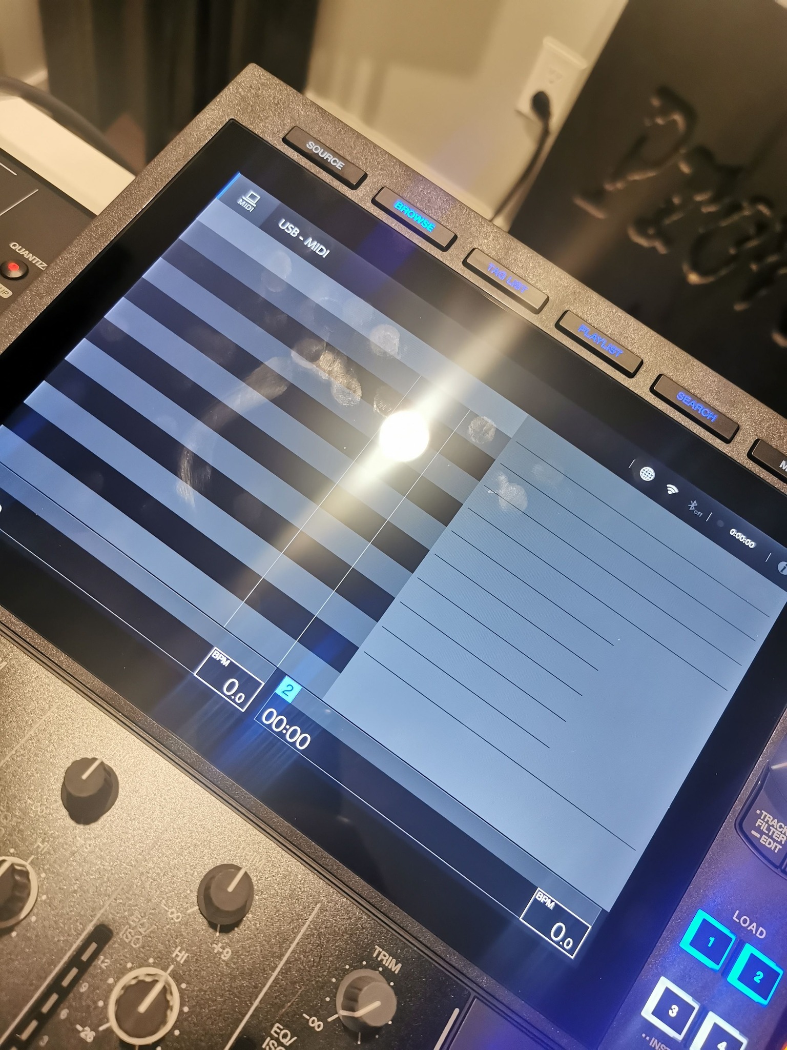 Xdj-az not working with record box 7?