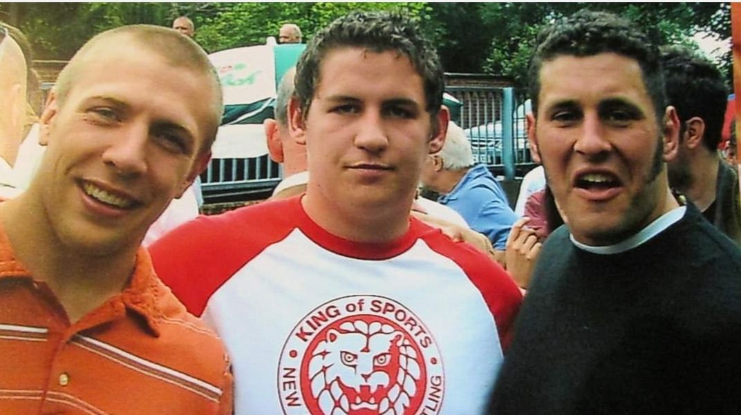 MANIA CLUB | Back in 2005 my son and I went to the Wrestlers Reunion at ...