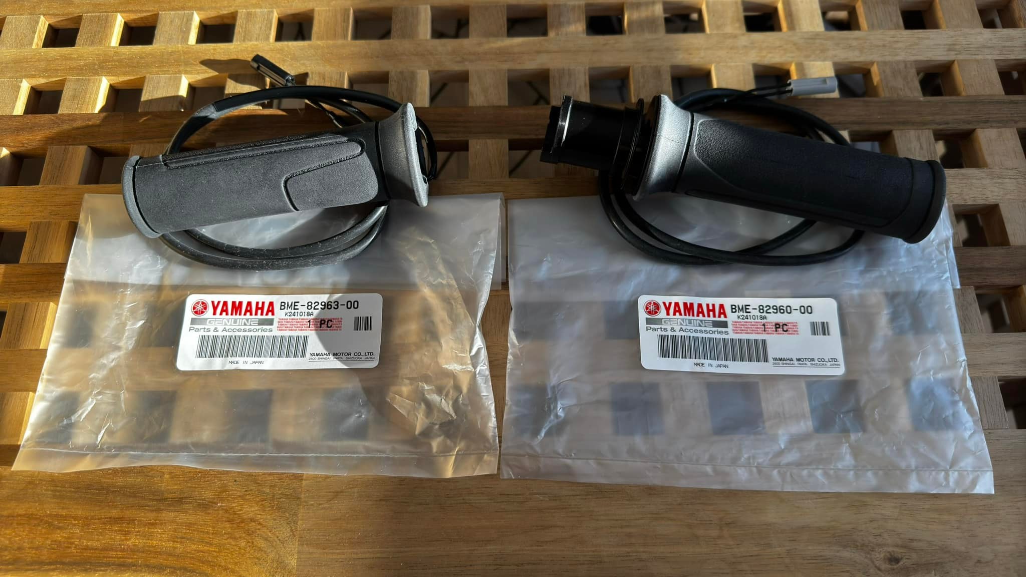 Yamaha MT09 grip warmer installation with OEM part BME-829A0-00-00