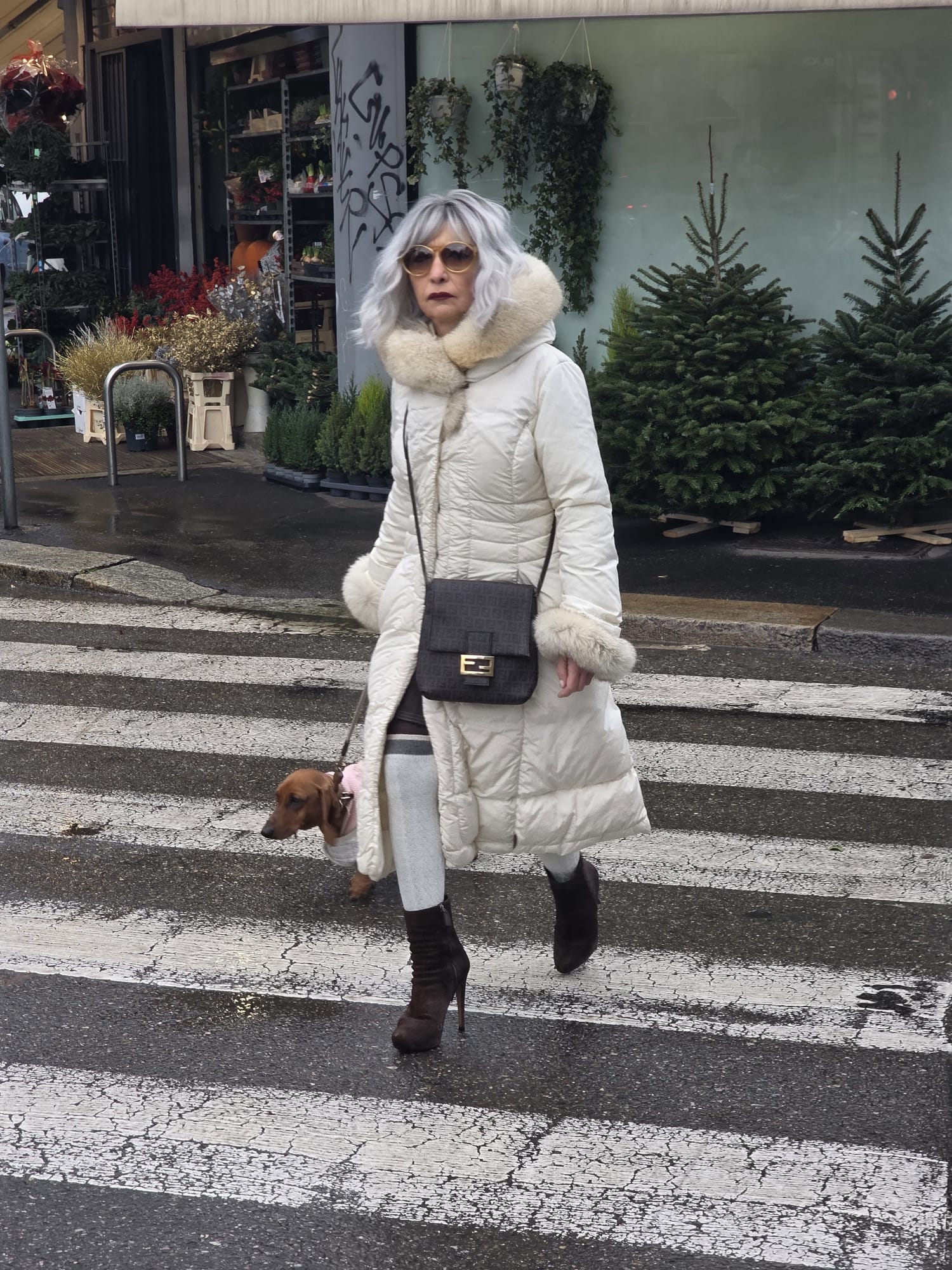 how to dress in italy in winter for Northern theme:Flappers Gown Harry Styles Vogue Size:10Y