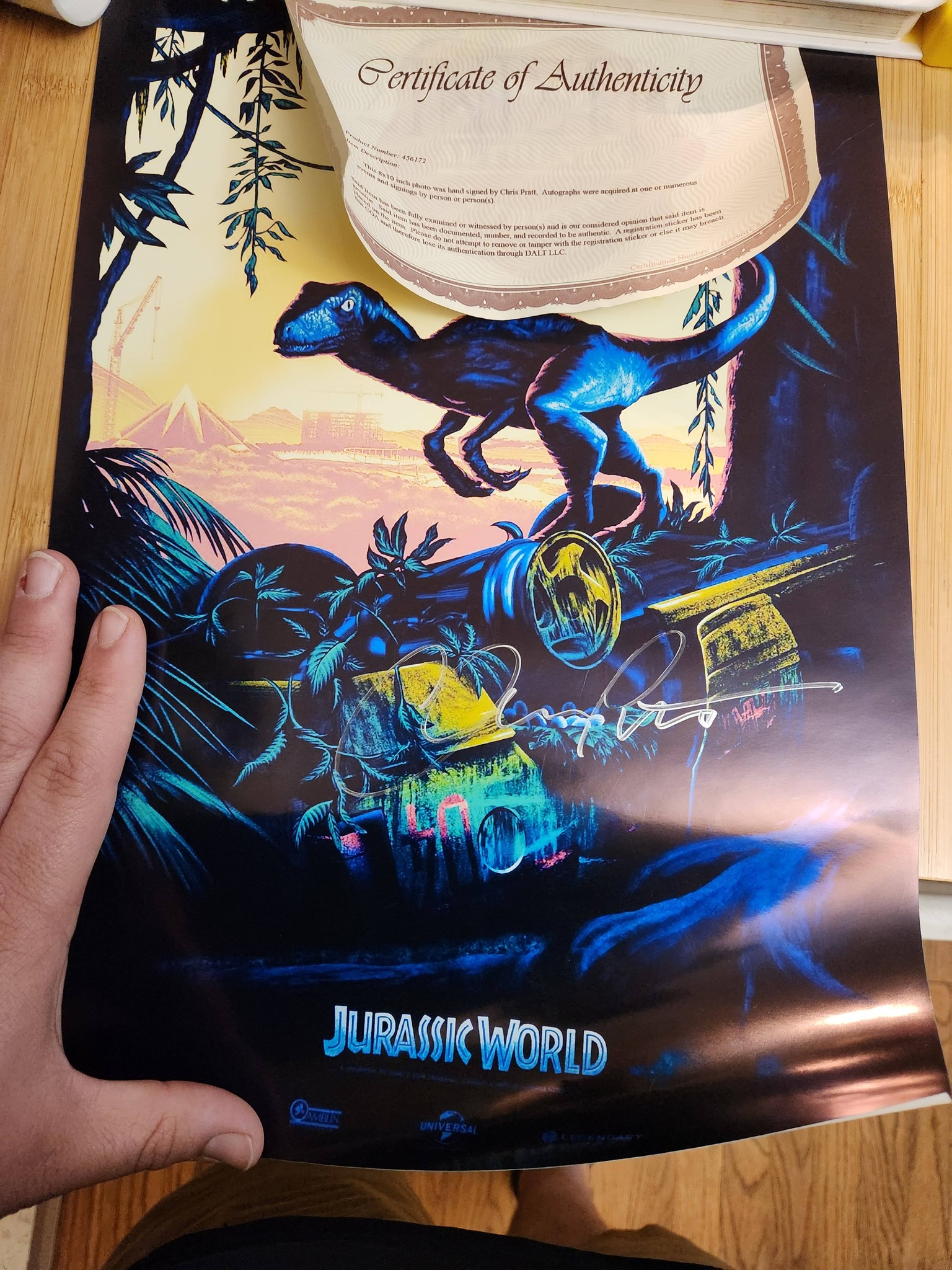 Is Chris Pratt's autograph on this San Diego Comic-Con poster