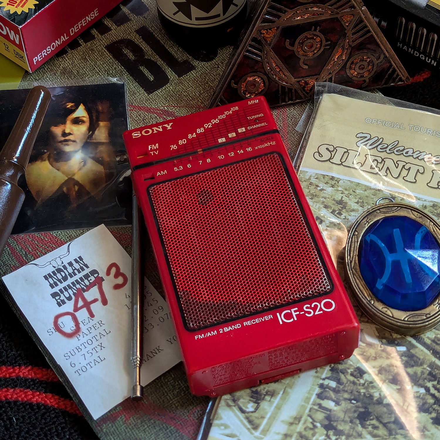 Collecting rare Silent Hill replica items, found Sony ICF-S20 radio