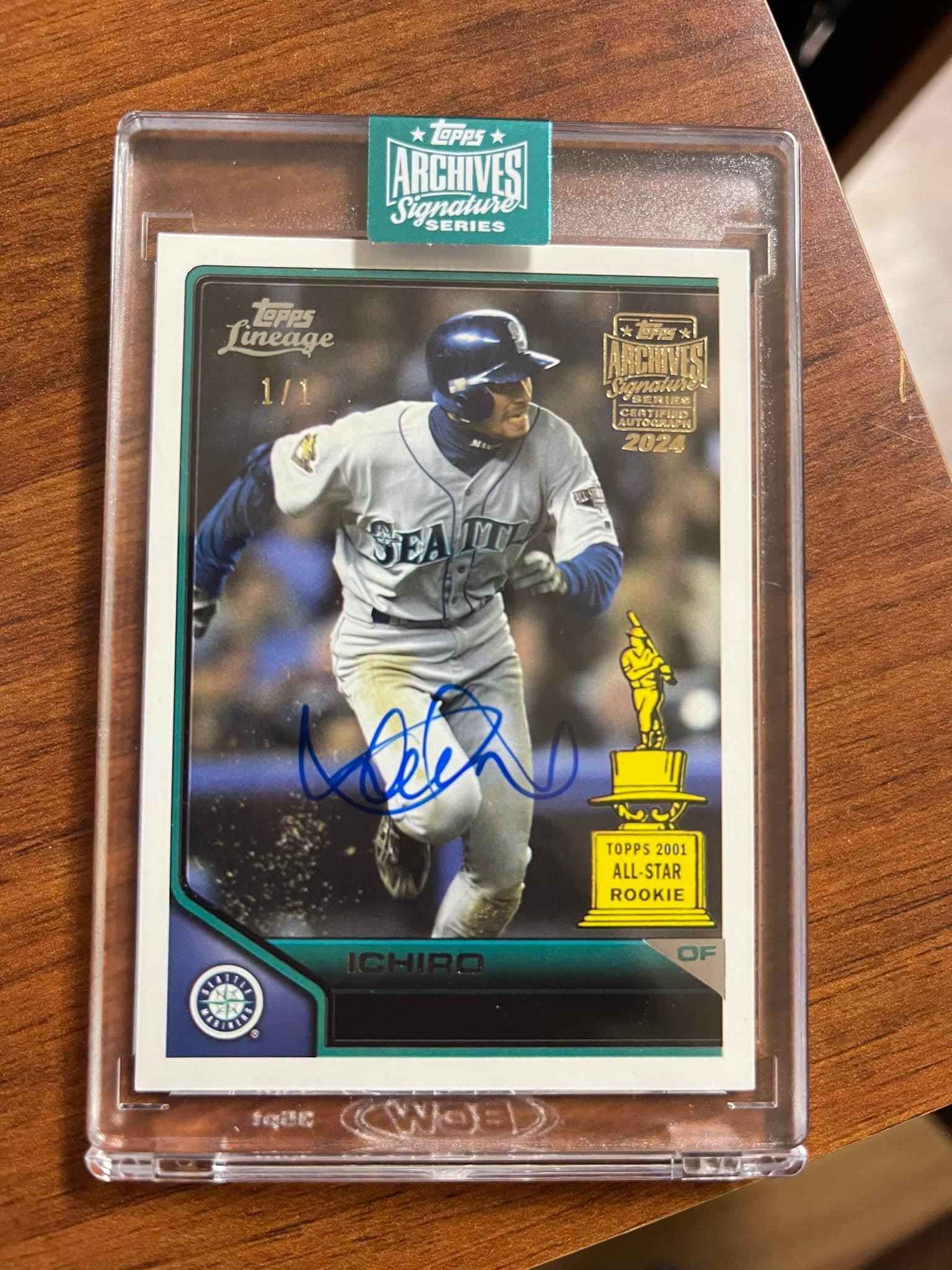 Pulling rare sports cards in Japan, specifically 2024 Topps Archives