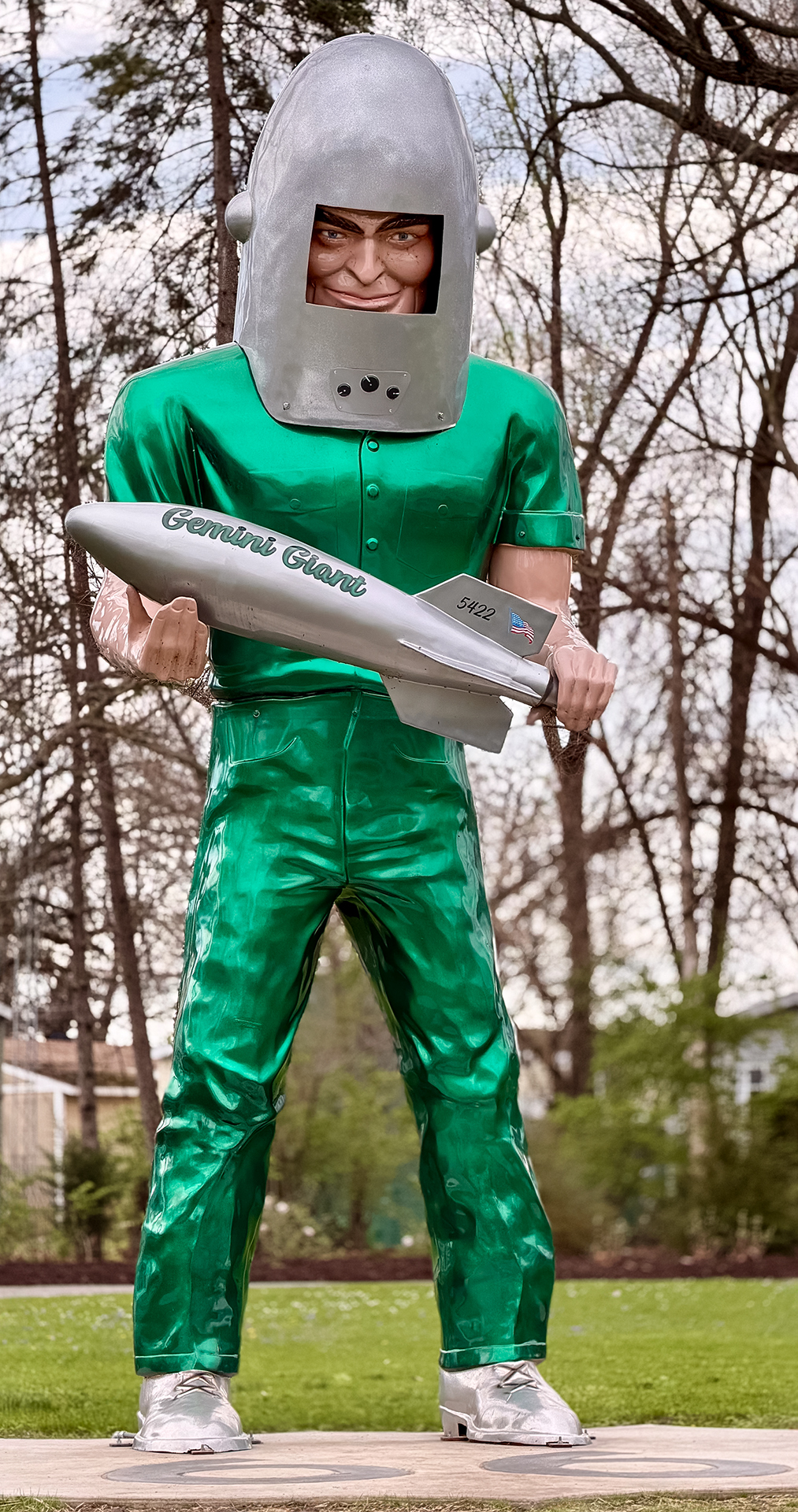 Gemini Giant and Cigars & Stripes Muffler Men in Illinois