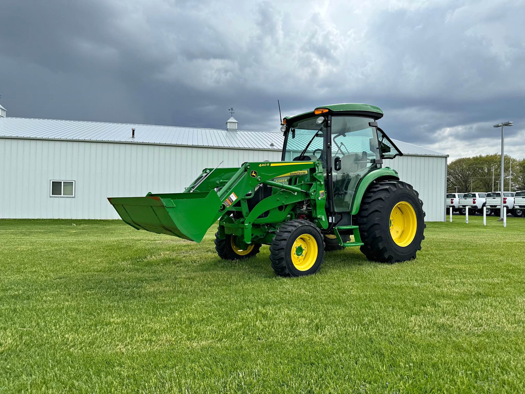 2023 John Deere 4044r - Commercial Vehicles - Kankakee, Illinois ...
