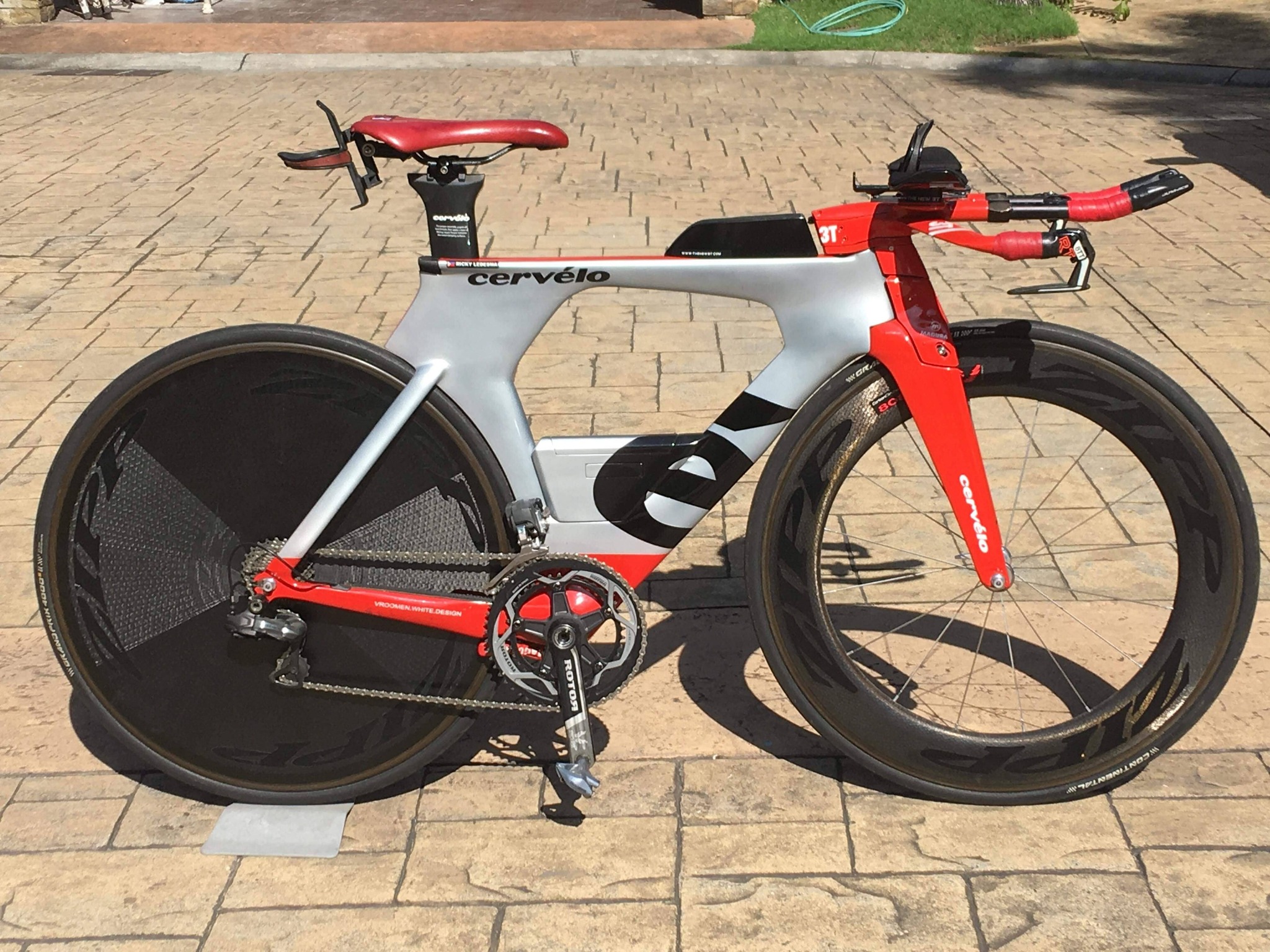 Unboxing my 2026 Cervelo S5 size 51 in lithium color