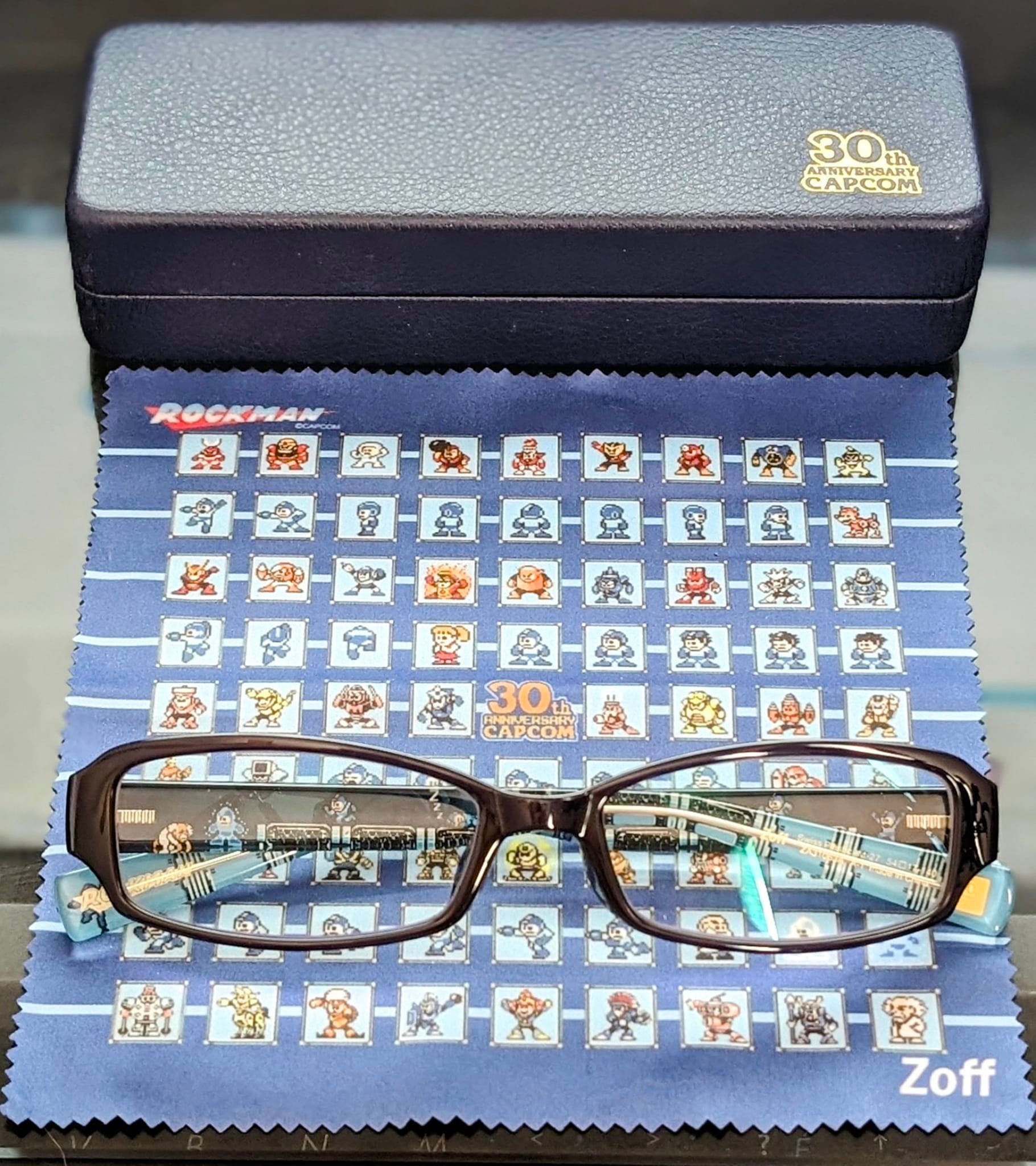 Rockman spectacles collaboration with Zoff