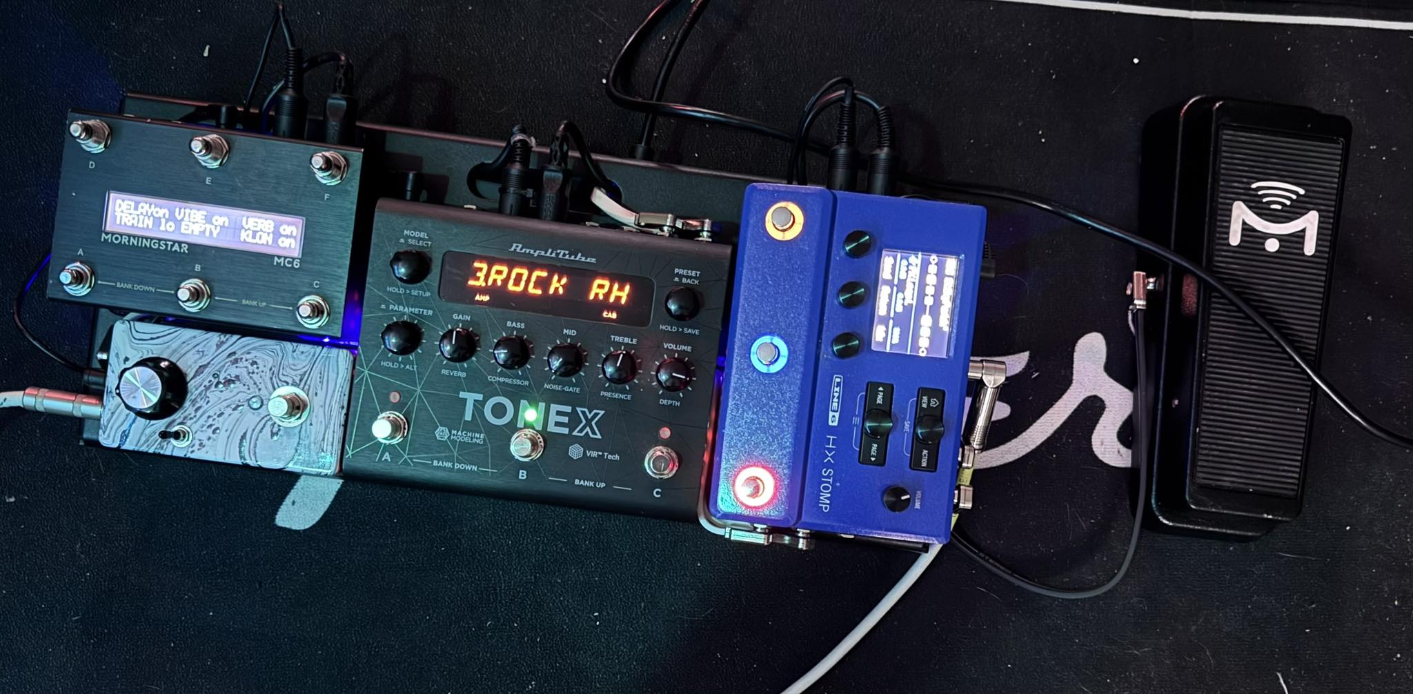 ペダルボード一 TONEX HX STOMP PEDALTRAIN