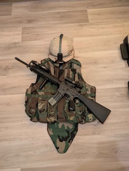 Marine PC Gen 3 load out,but with some kind of PMC Style and my