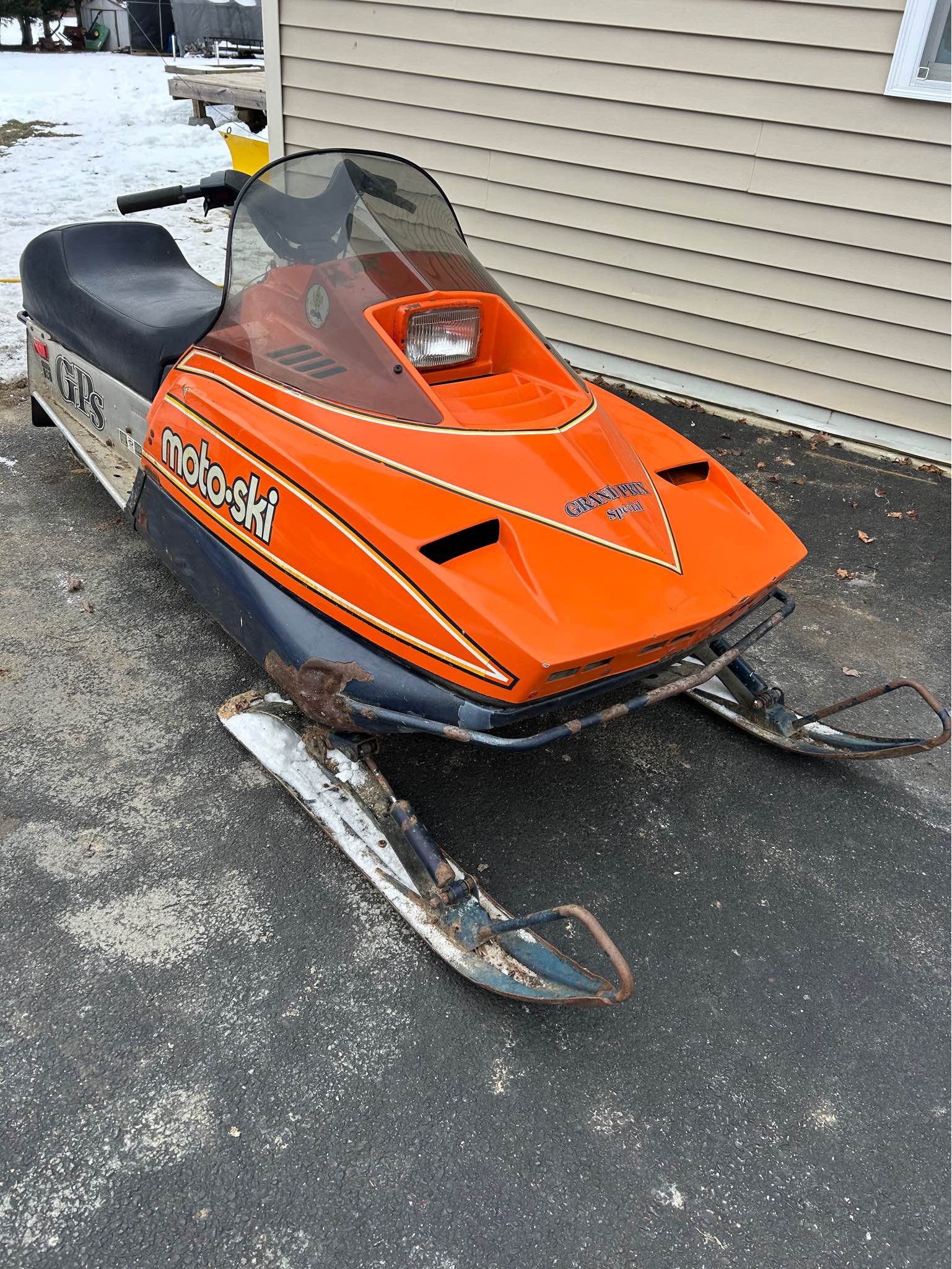 Purchased 1980 Skidoo Blizzard 7500