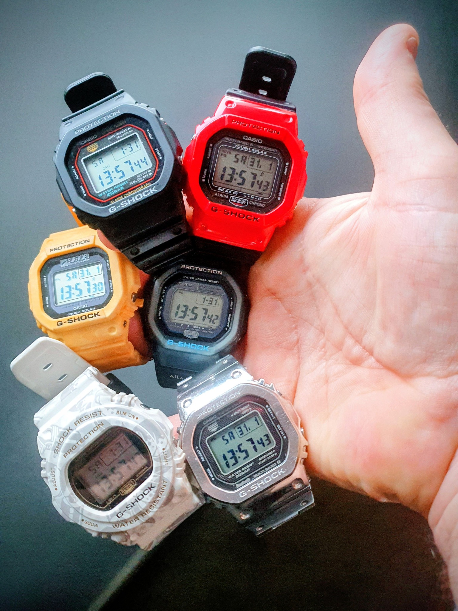 デジタル腕時計 【スペシャルデザインBOX】Pair Model / DW-5750E-1BJF