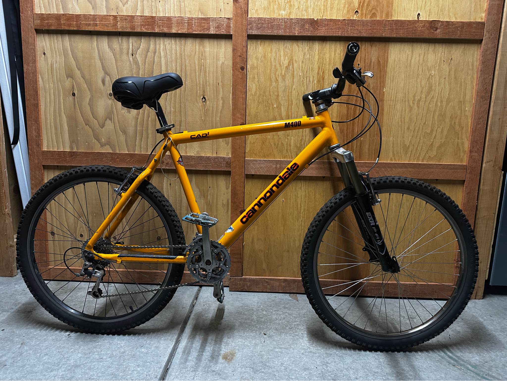 【ヴィンテージ美品マウンテンバイク】Cannondale M400 CAD2 M400 CAD2 Mountain Bike — Handmade in USA 🇺🇸 Asking: $150 OBO