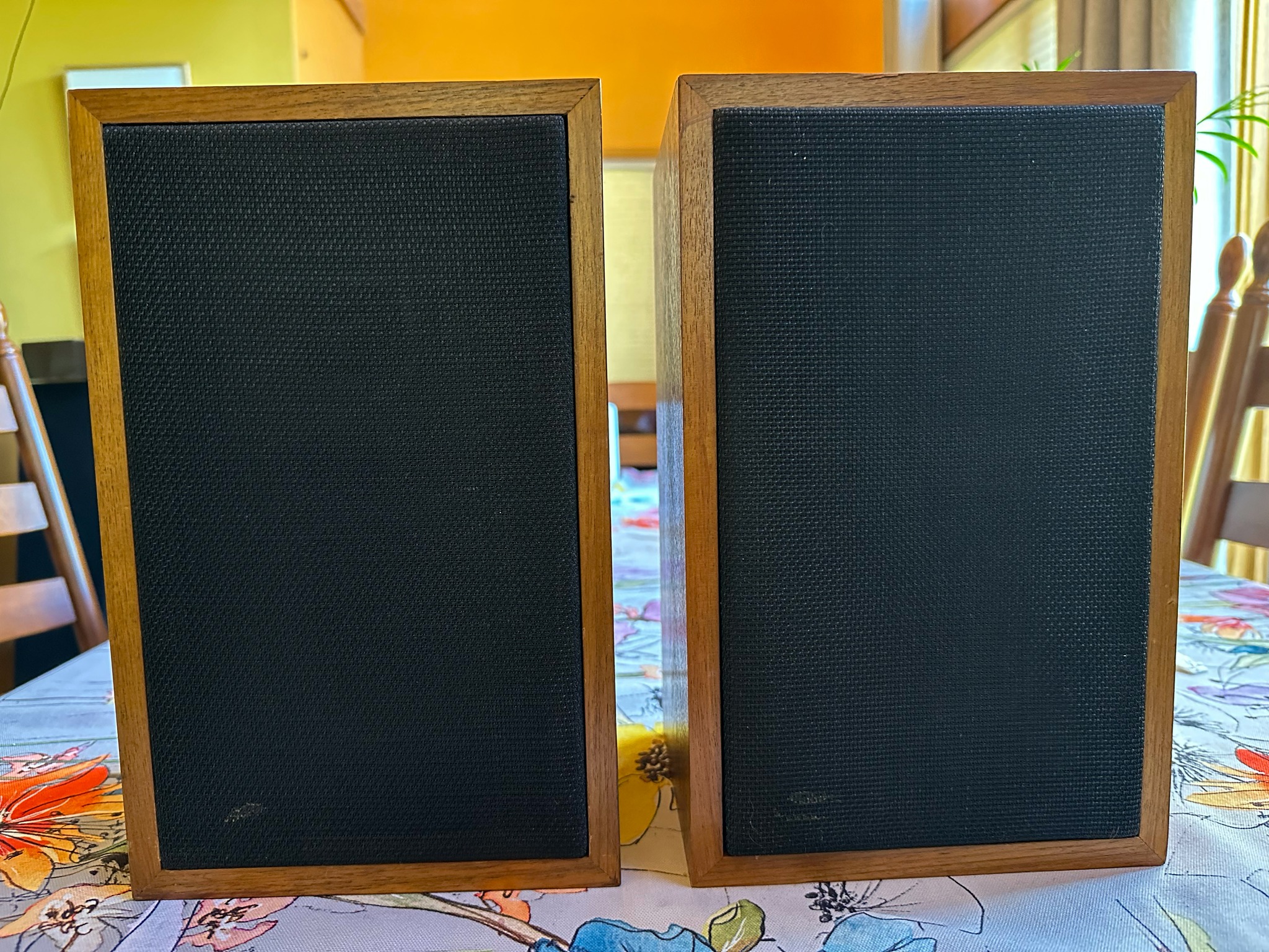 Rediscovering Rodgers LS3/5a speakers with Falcon crossover