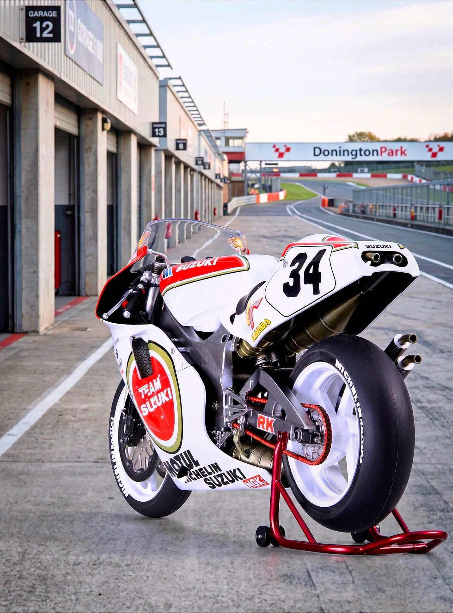 Kevin Schwantz wins 1990 German Grand Prix on Suzuki RGV 500