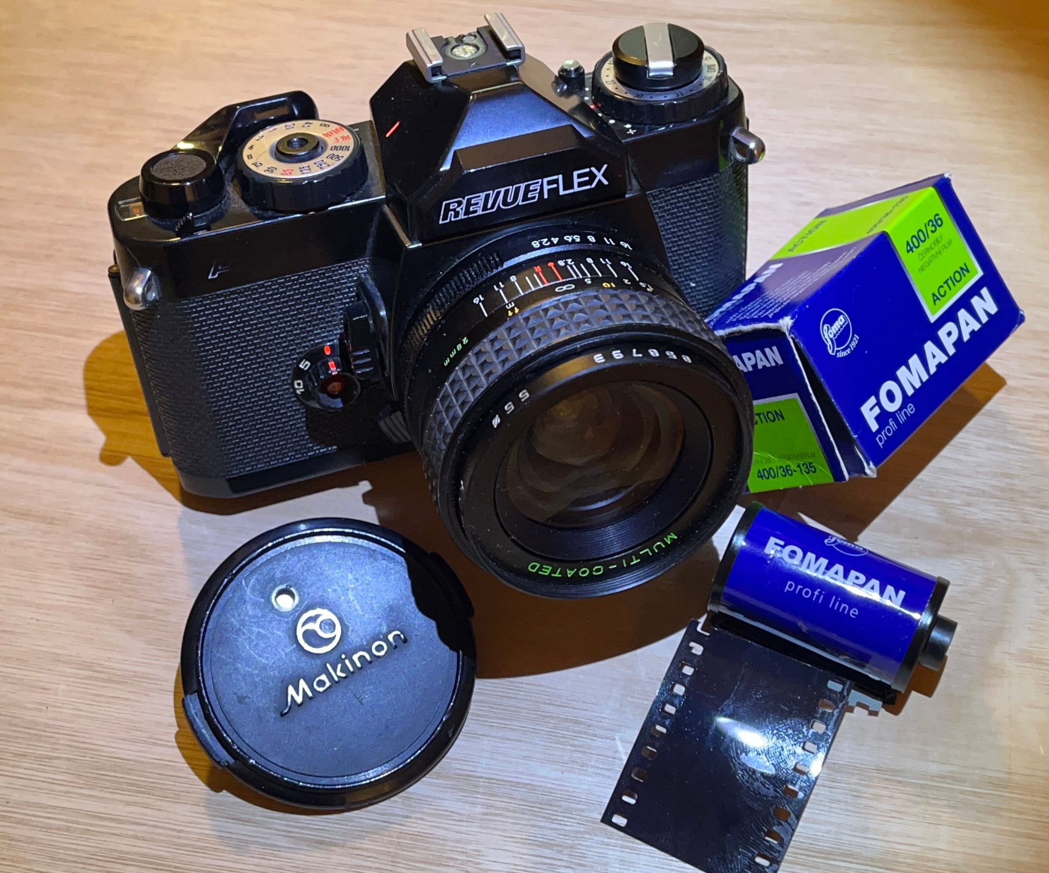 Revueflex AC-2 with Makinon 28mm f2.8 lens test