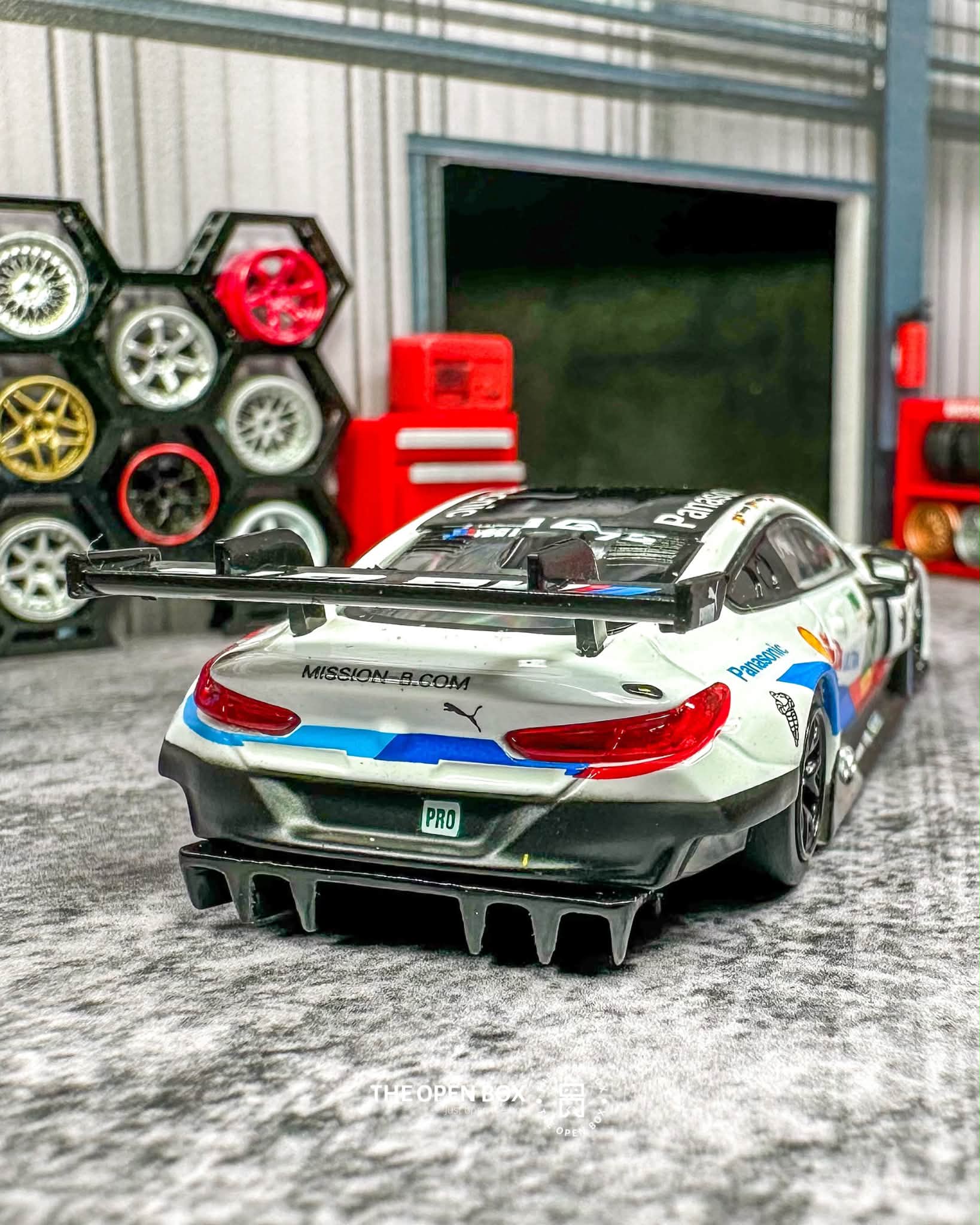 Ep 255 - Star Model 1:64 BMW M8 GTE #82 - 24 Hours of Le Mans 2018