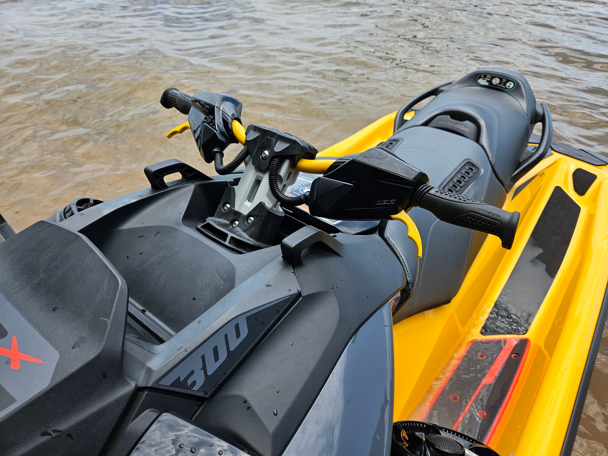 Riptide Technologies billet aluminum throttle and brake levers for