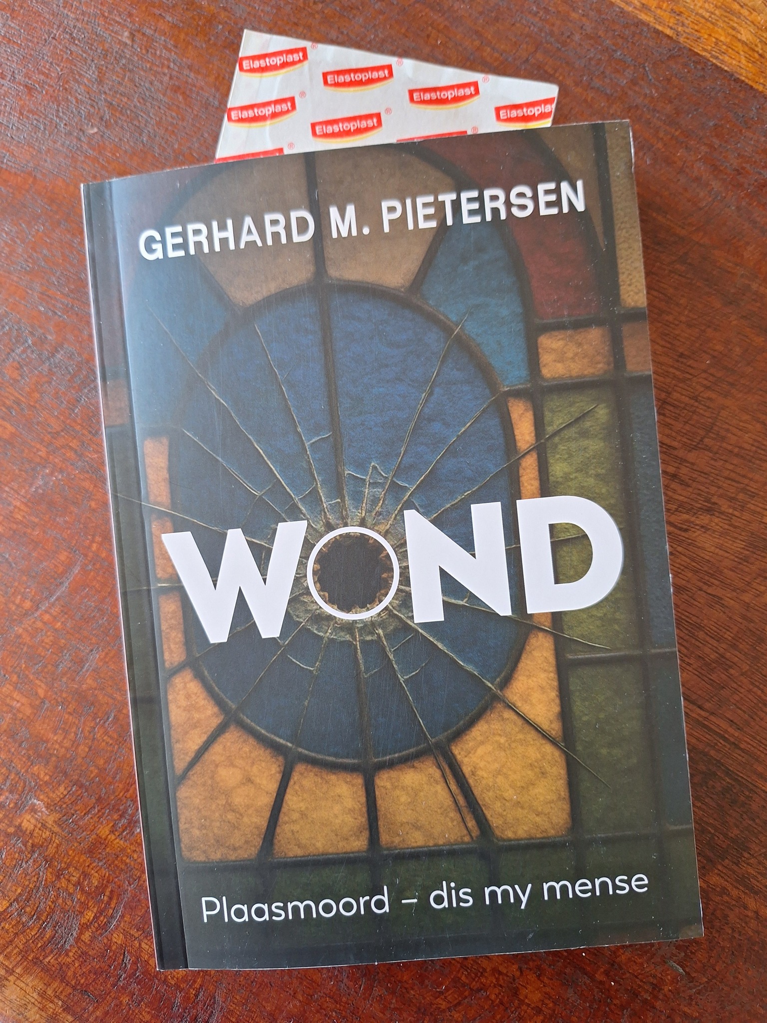 Trisa - Ek dink nie hierdie pleister gaan opgewasse wees om die wond in ...