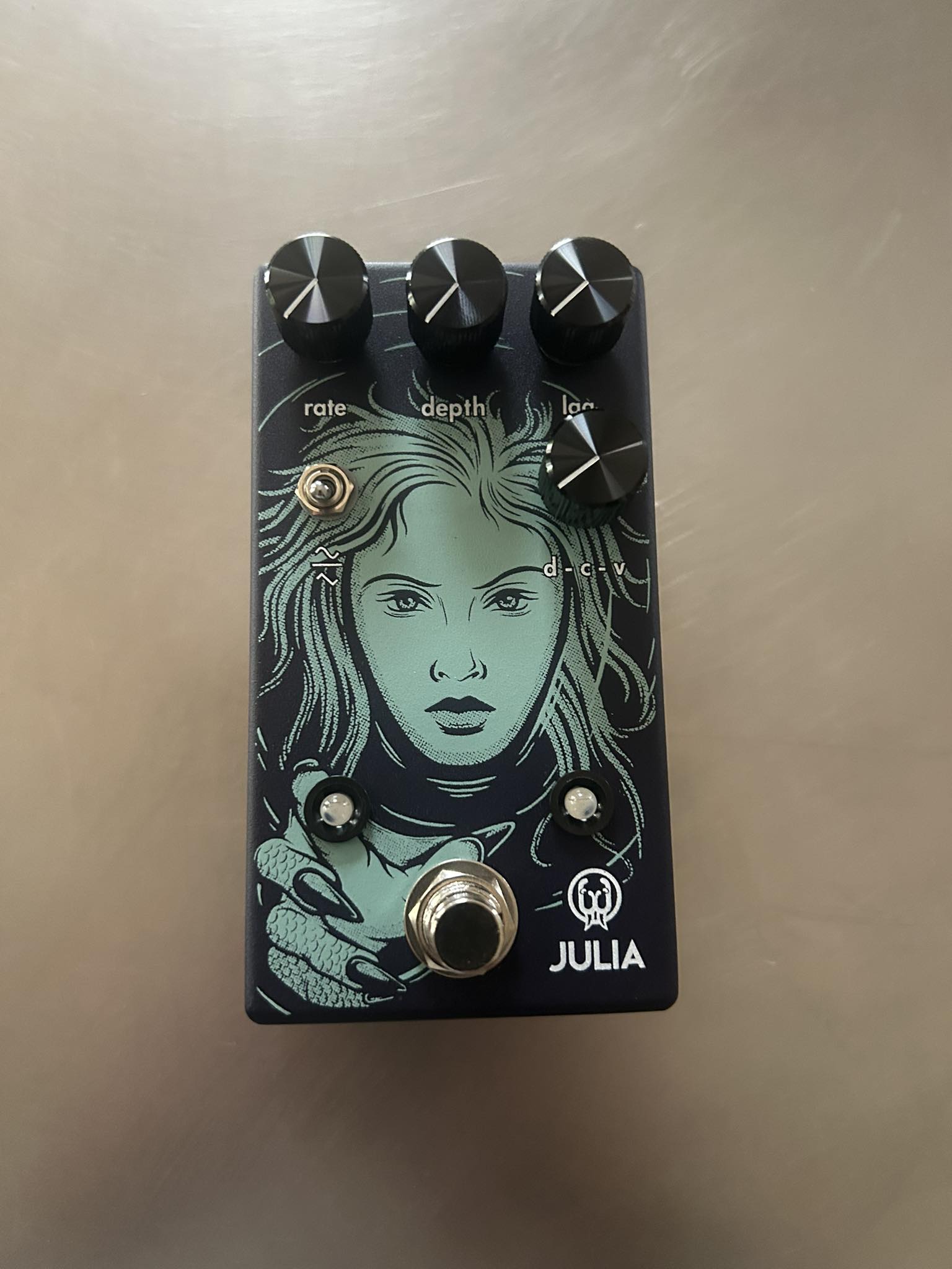 Analogman Bi-Chorus pedal review for subtle and heavy chorus effects