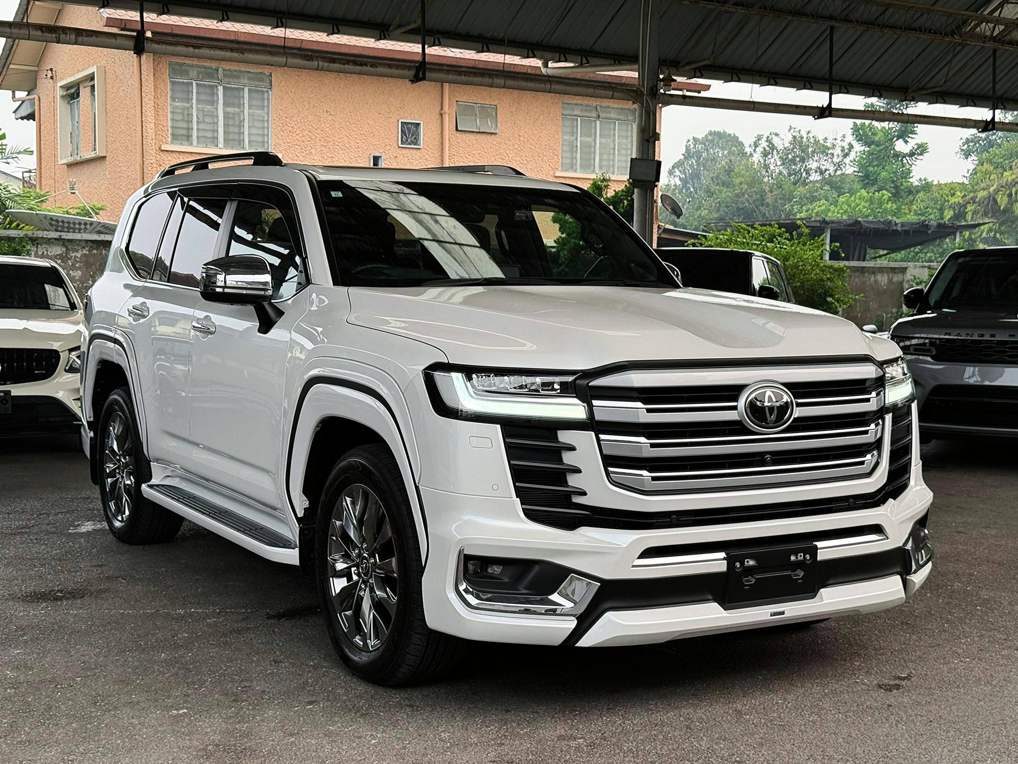 Toyota Land Cruiser 300 ZX Modellista Edition for sale in Miri
