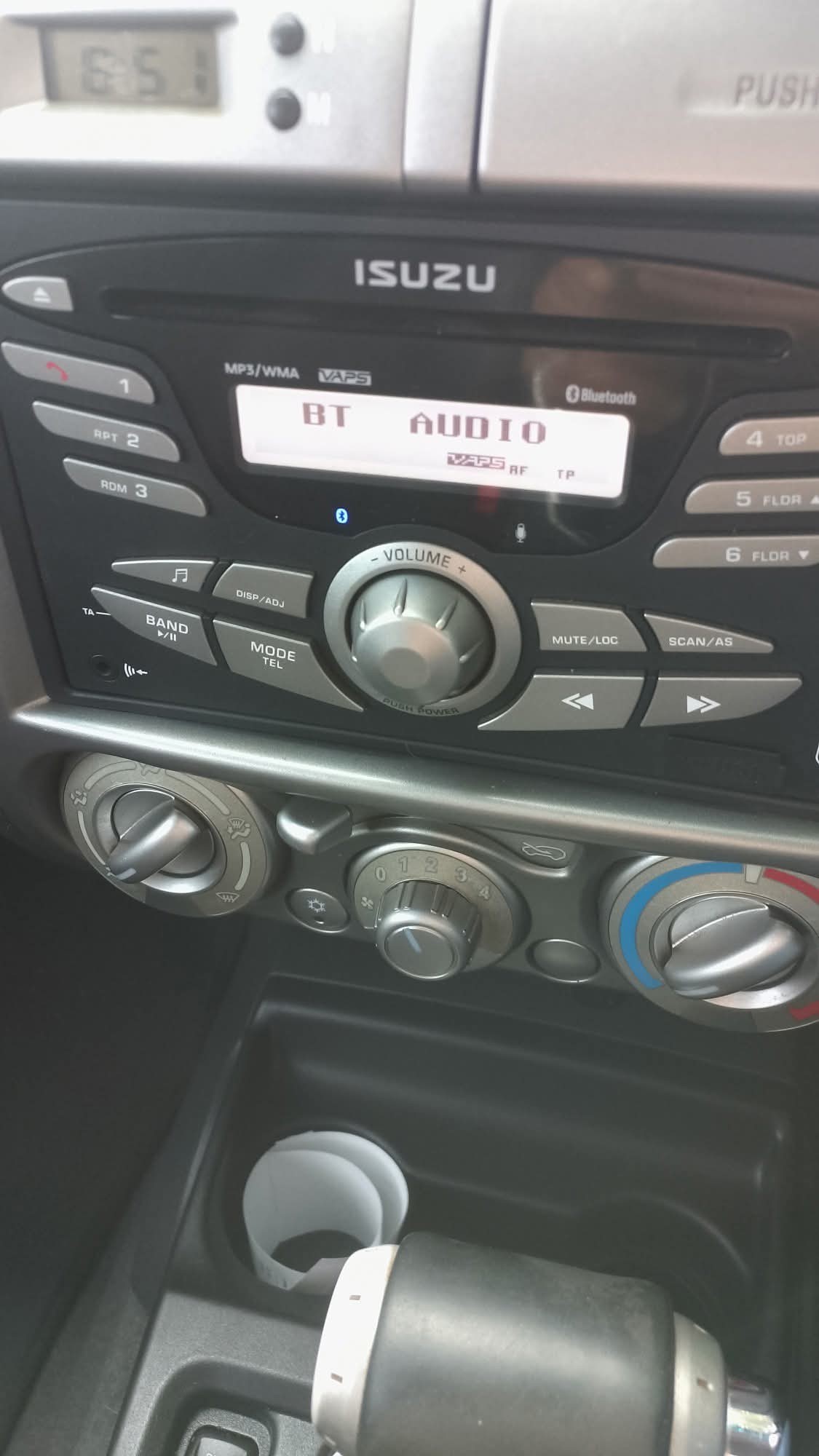 Isuzu KB300 Bluetooth issue solved with FM tuner