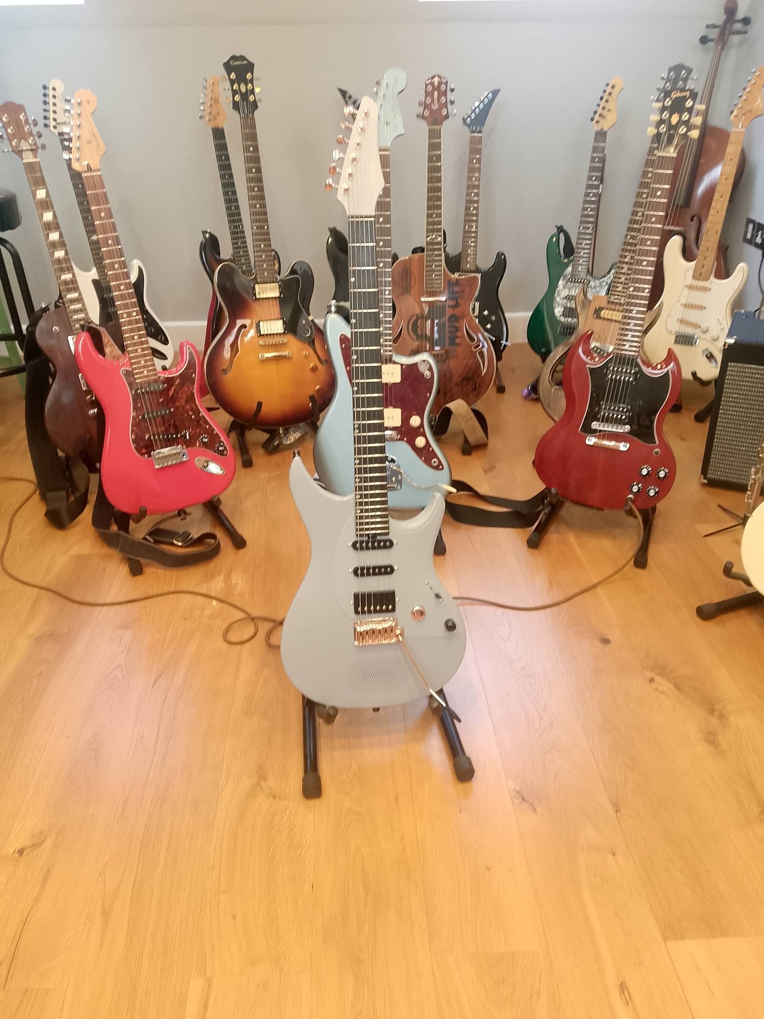 Enya Inspire Ozielzinho Signature Guitar for Sale £450
