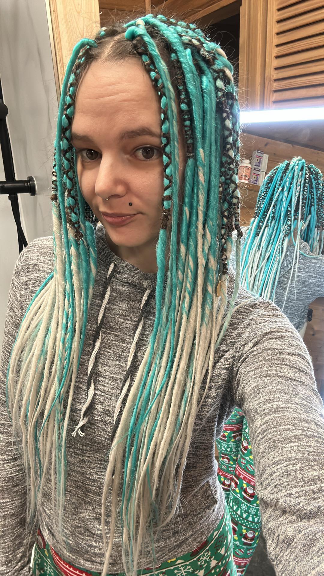bike helmets for locs Predator Gold Alien Custom helmet Motorcycle Airbrush Helmet Dreadlock  Custom Airbrush Helmet quality cotton yarn Elastic enough to snugly wrap around the helmet Resistant to color fading Applicable helmet Even though Ive had my