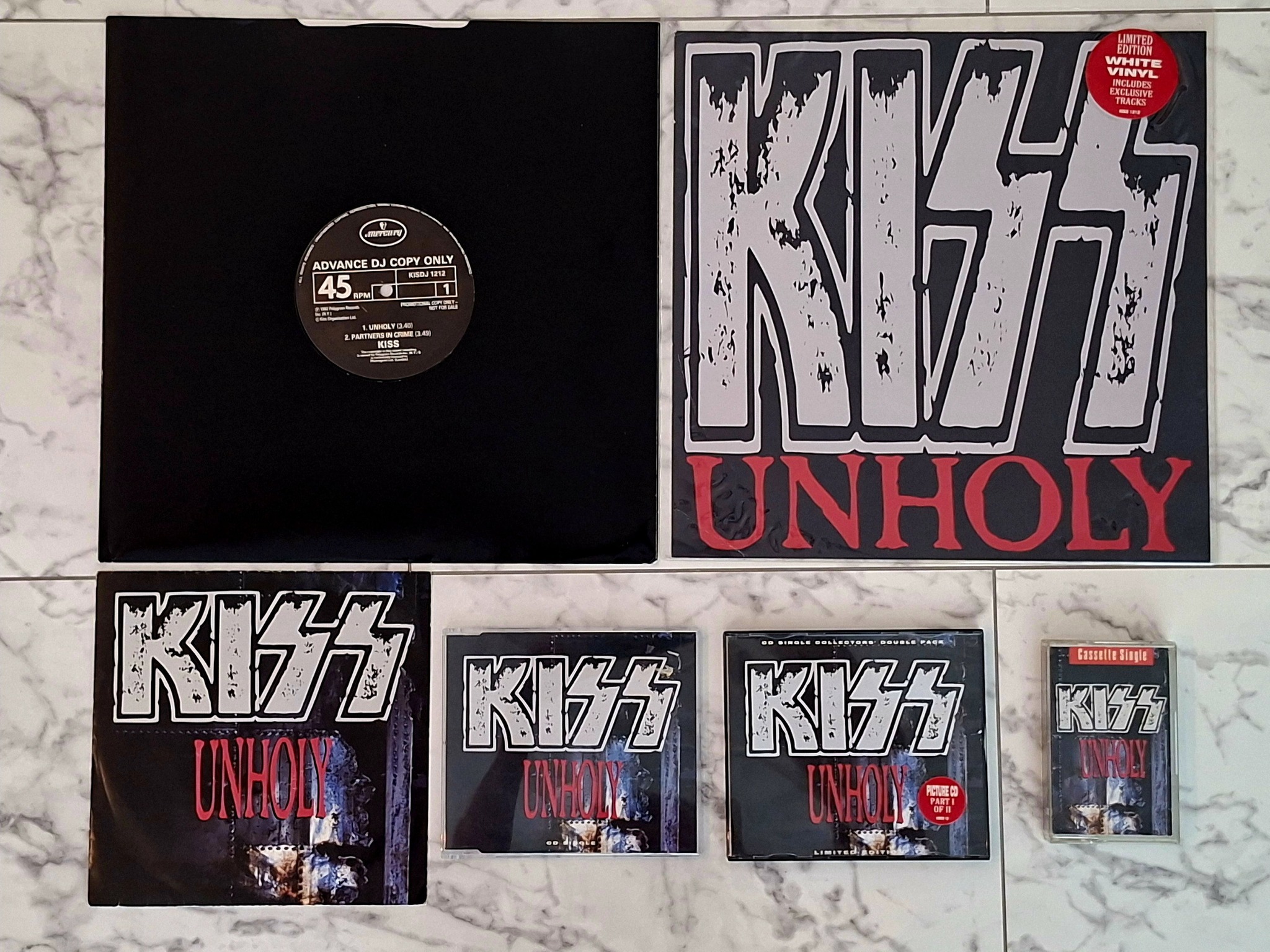 Kiss Unholy (UK 1992).
