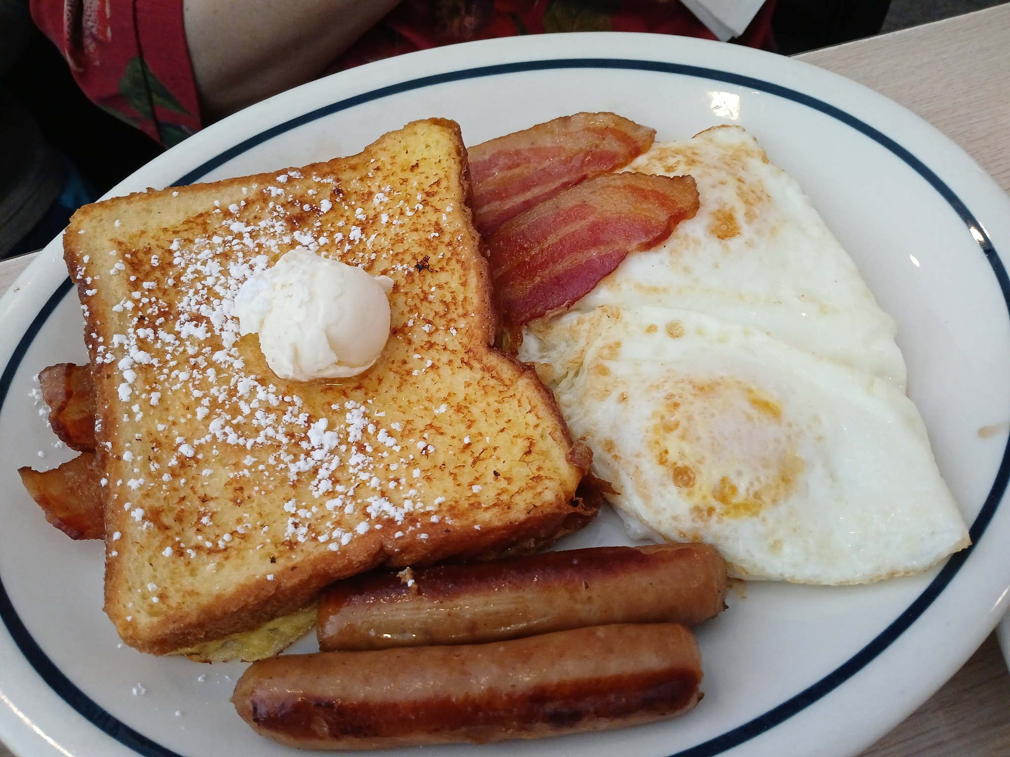 HOPダイナー様へ IHop breakfasts at Lougheed.