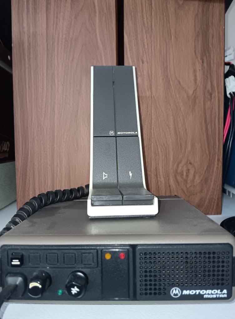 Motorola Radios Users and Collectors Community [Buy, Sell ,Trade ...