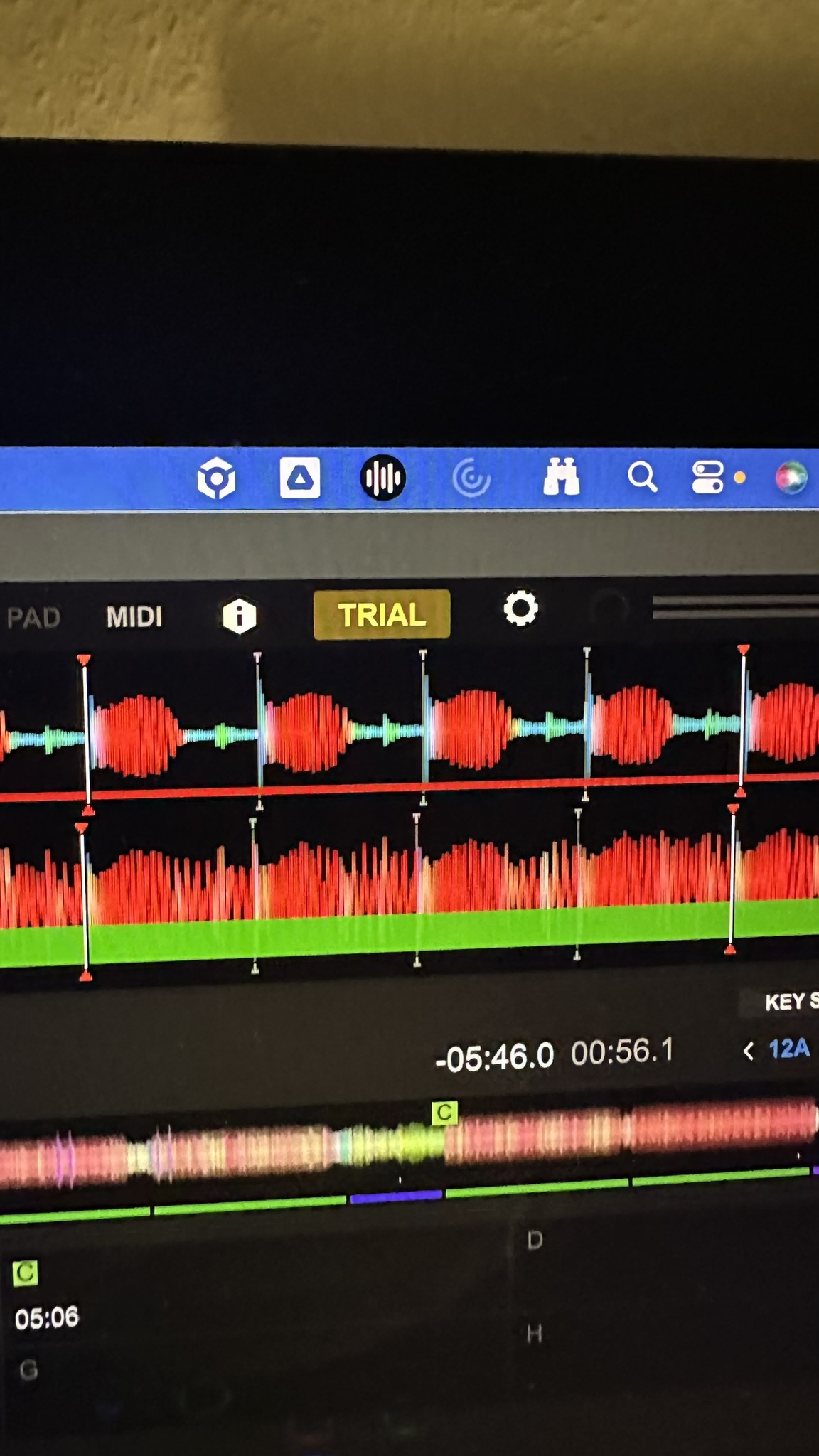 Why does Rekordbox show a free plan with XDJ-AZ connected?