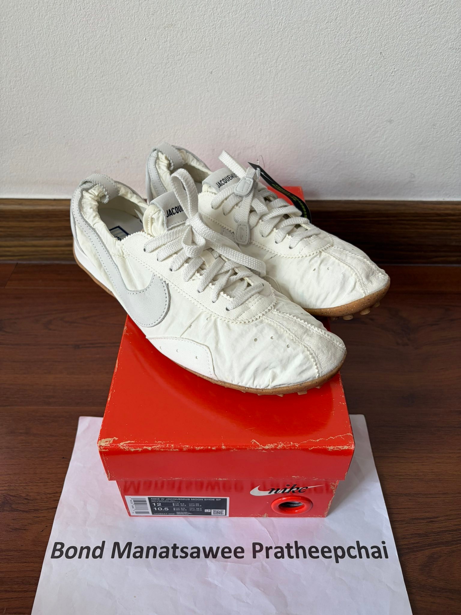 Nike Jacquemus Moon Shoe สีขาว