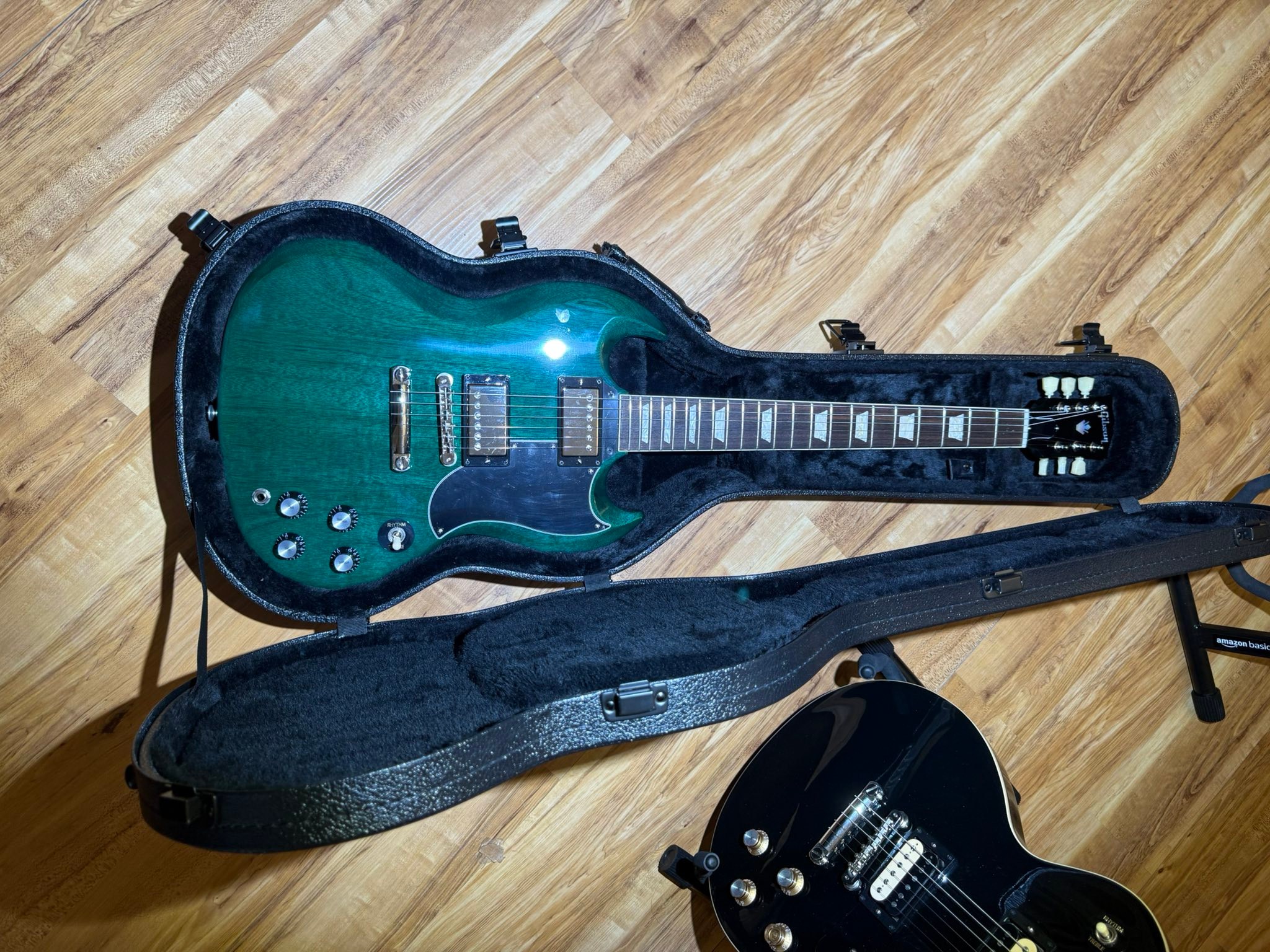 What are the pickups on a 1993 Gibson SG 