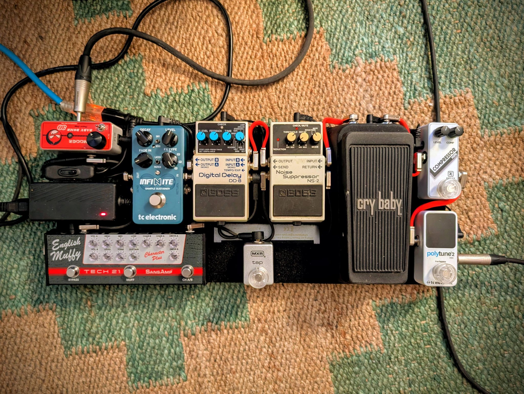 Shoegaze pedalboard setup with Tech 21 SansAmp