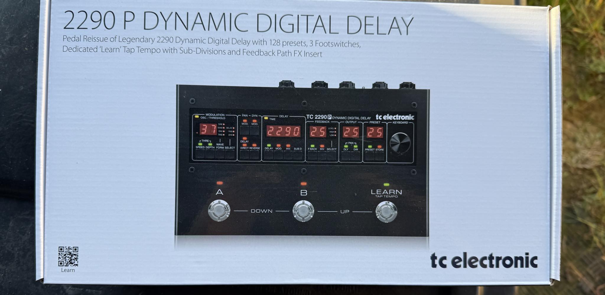 TC 2290p delay pedal features and sound