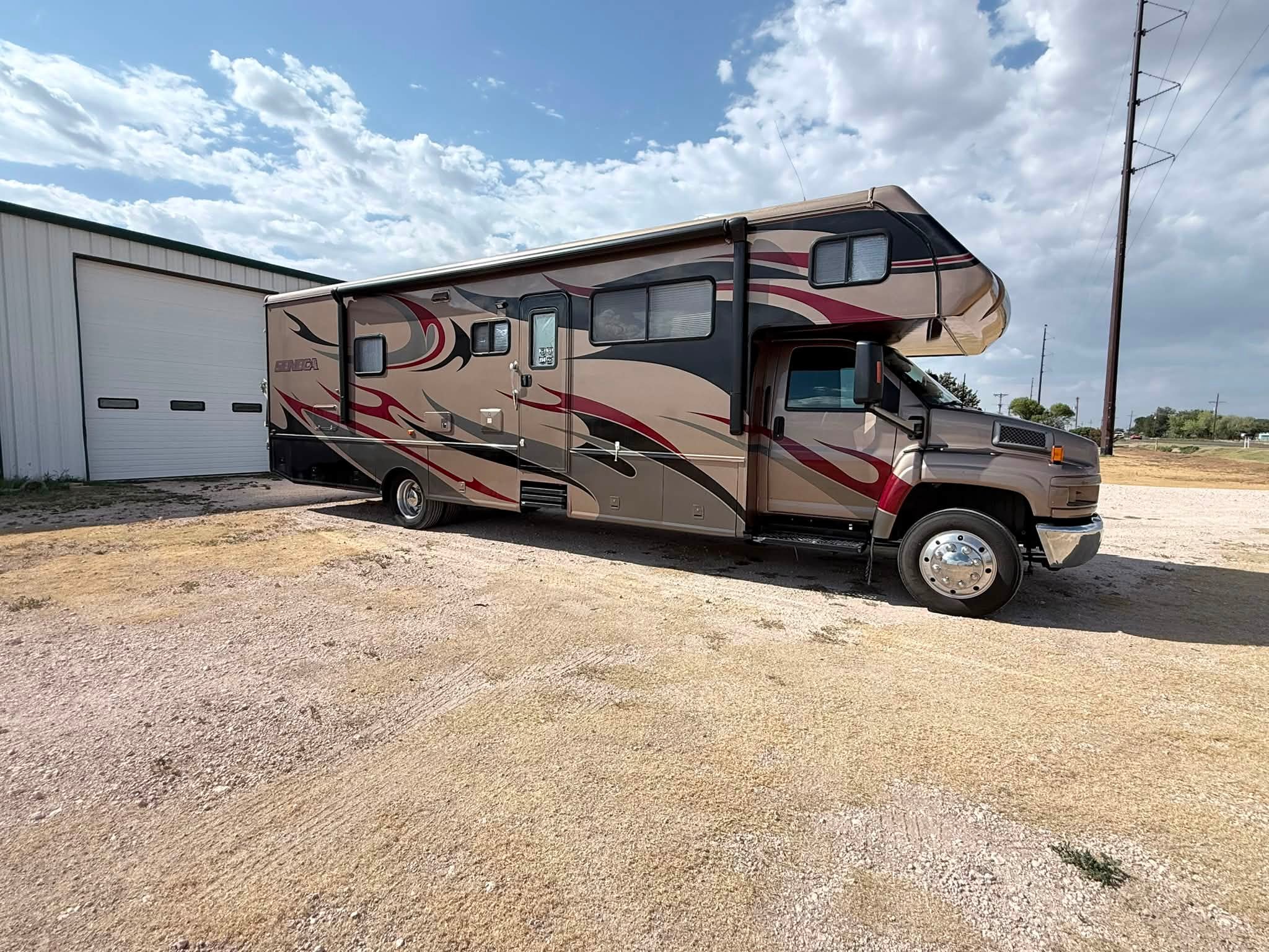 2006 Jayco Seneca Motovan for Sale in Amarillo, TX