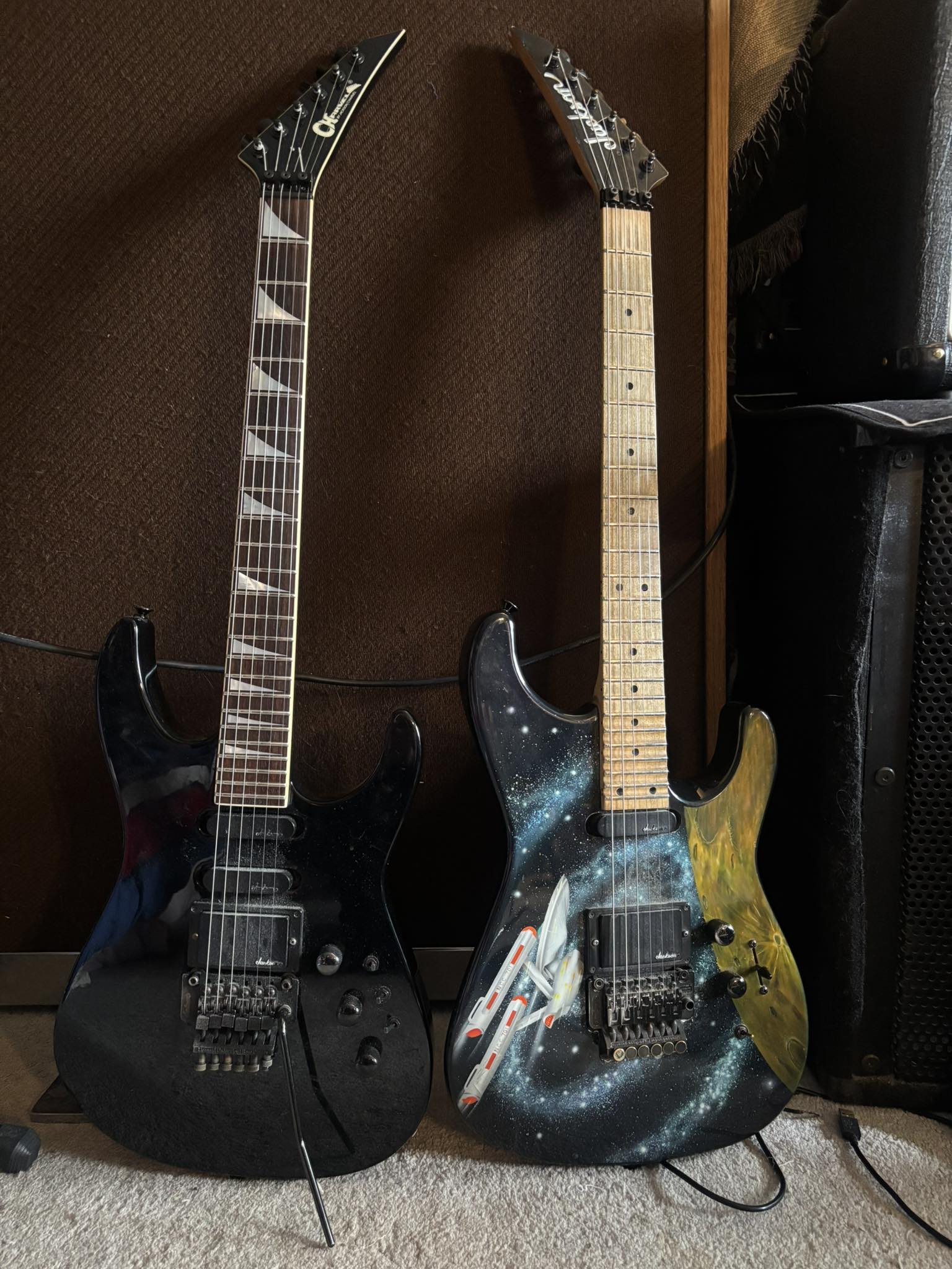 Chavel by Jackson Dinkyタイプ 1987 Charvel Dinky and 1989 Jackson Super Strat guitars