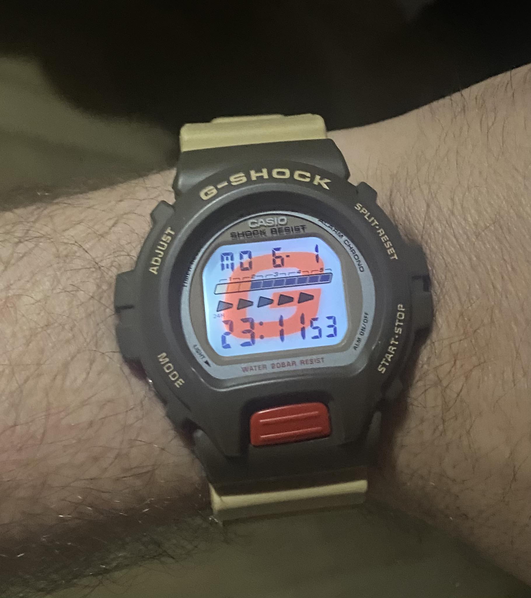 G-SHOCK ADJUST ADJUST CASIO スス CHRONO SPLIT-RESET 6 冊0 MODE 23 