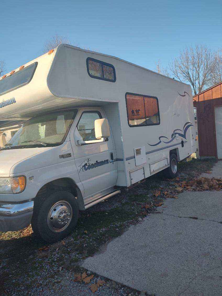 2002 Coachmen Catalina