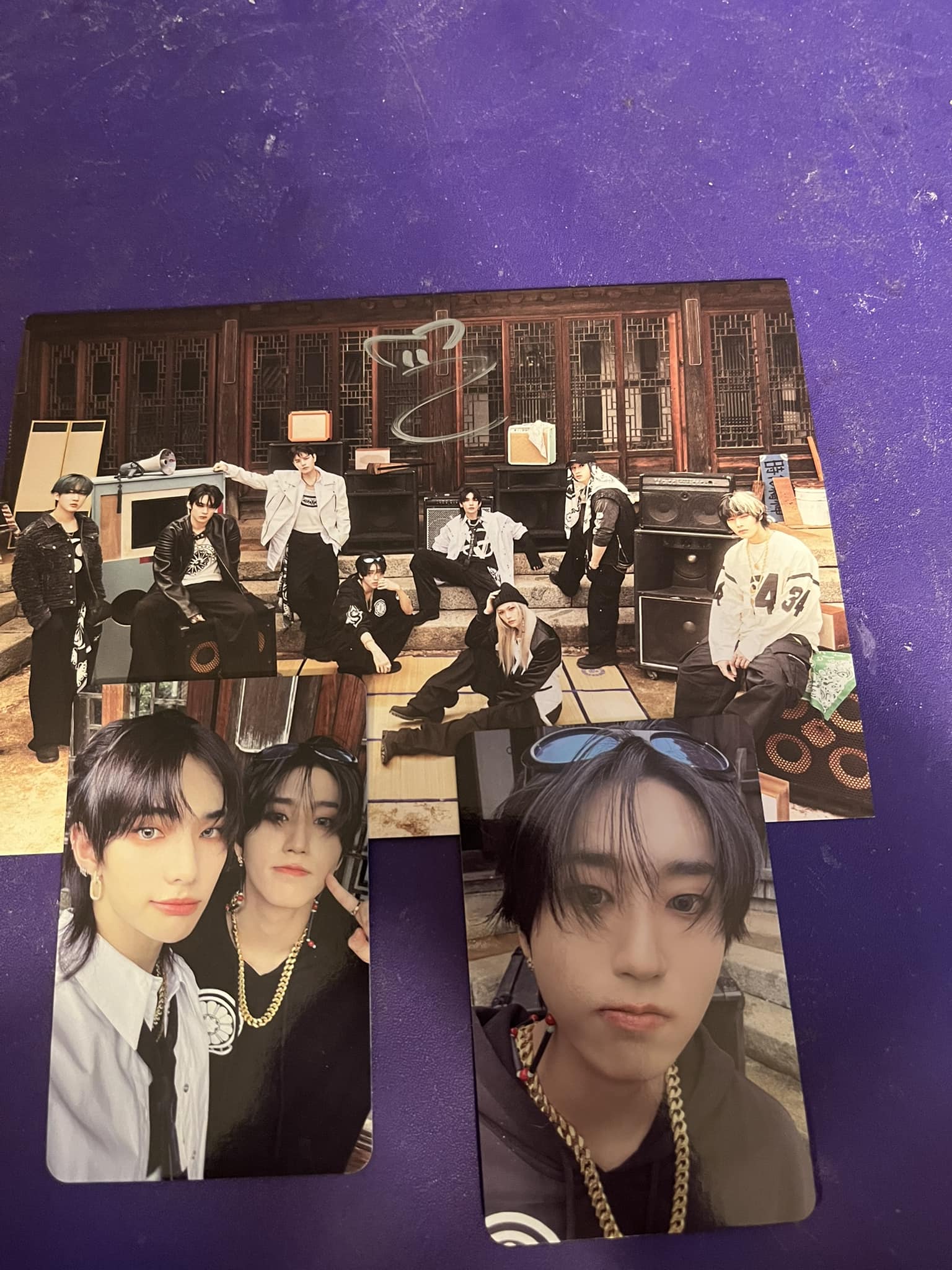 Stray Kids fan receives Han's signature